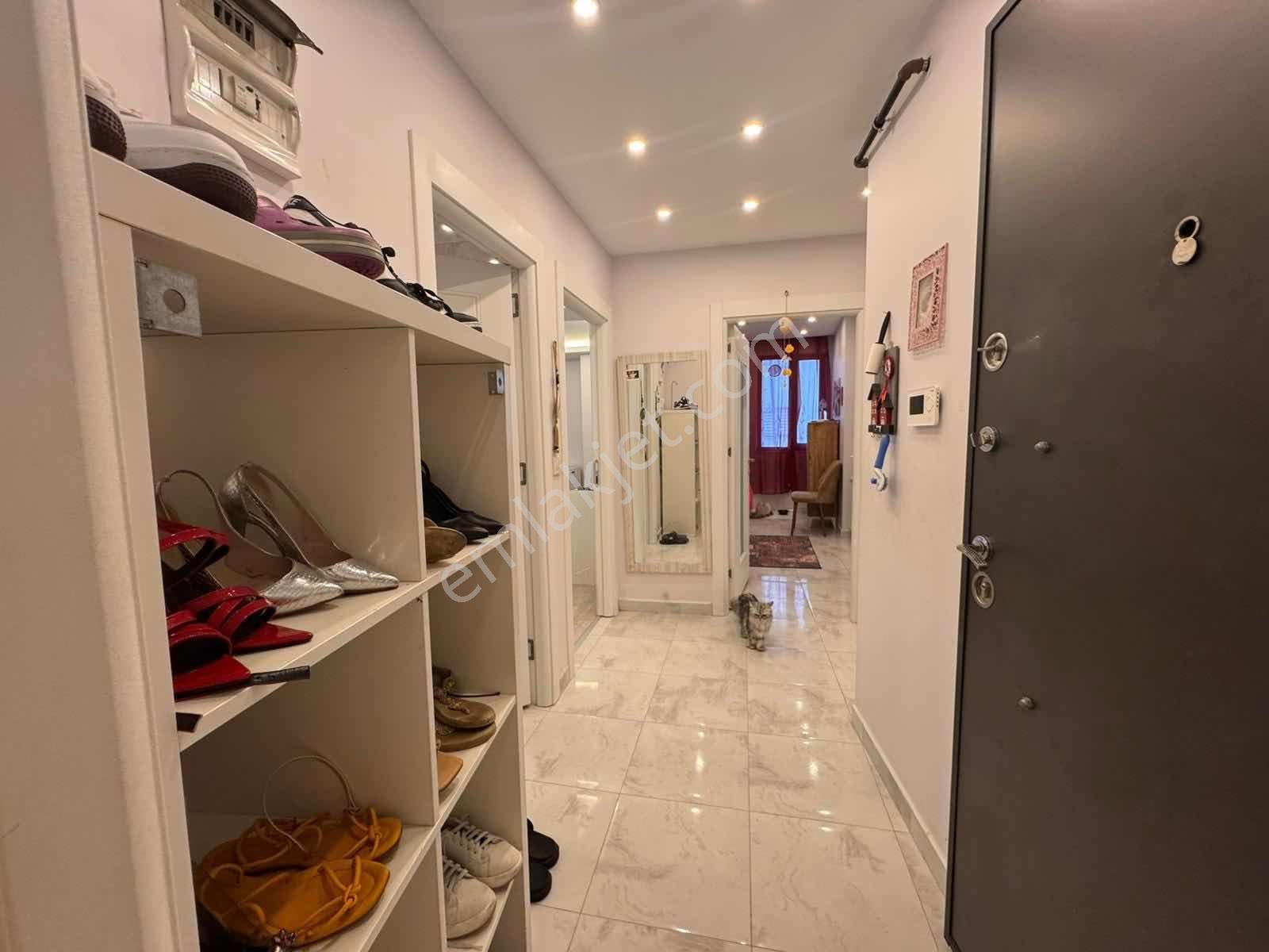 Çekmeköy Defnedalı Sitesinde Satılık İskanlı Geniş 2+1 Daire - Görsel 17