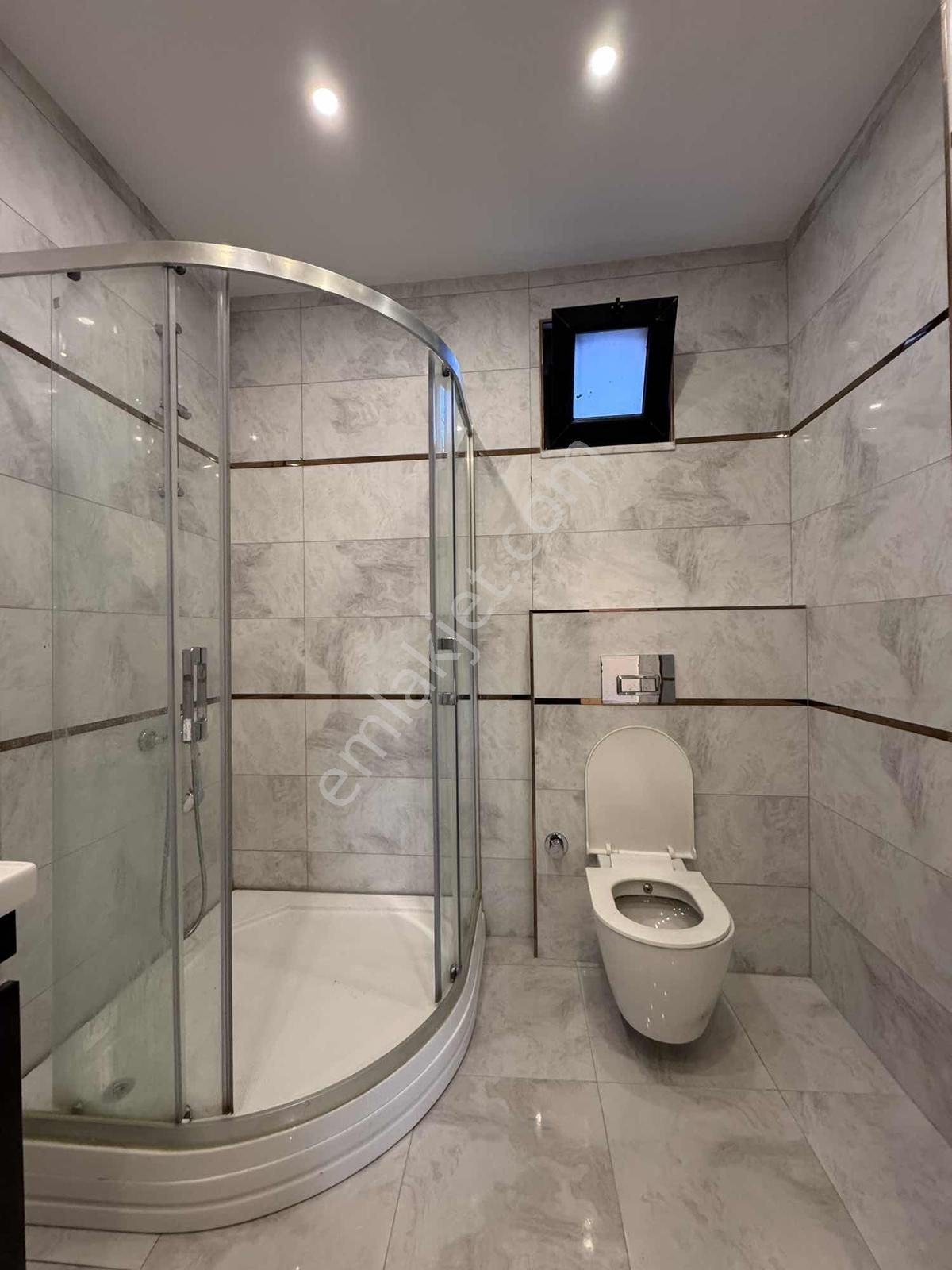 Çekmeköy Defnedalı Sitesinde Satılık İskanlı Geniş 2+1 Daire - Görsel 30