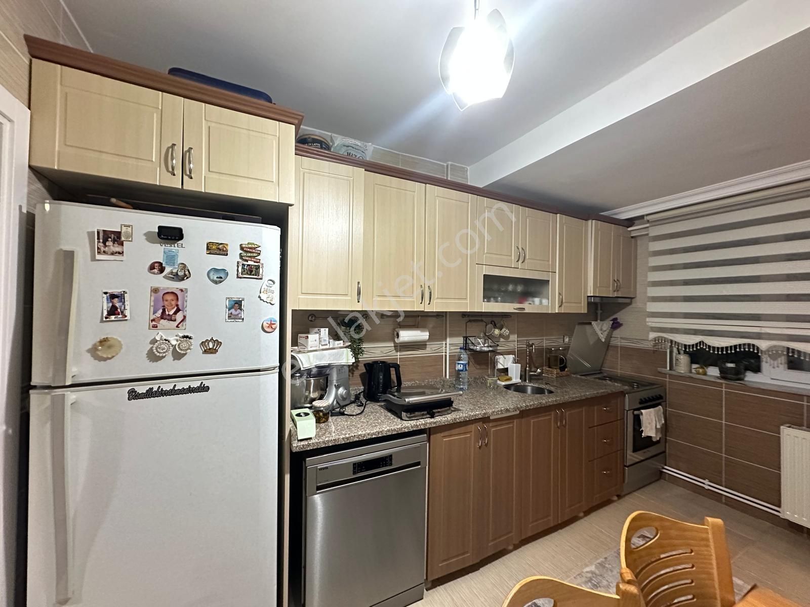 Şemsipaşada Tramvayın Dibinde Satılık Ferak Geniş Arakat Daire - Görsel 19