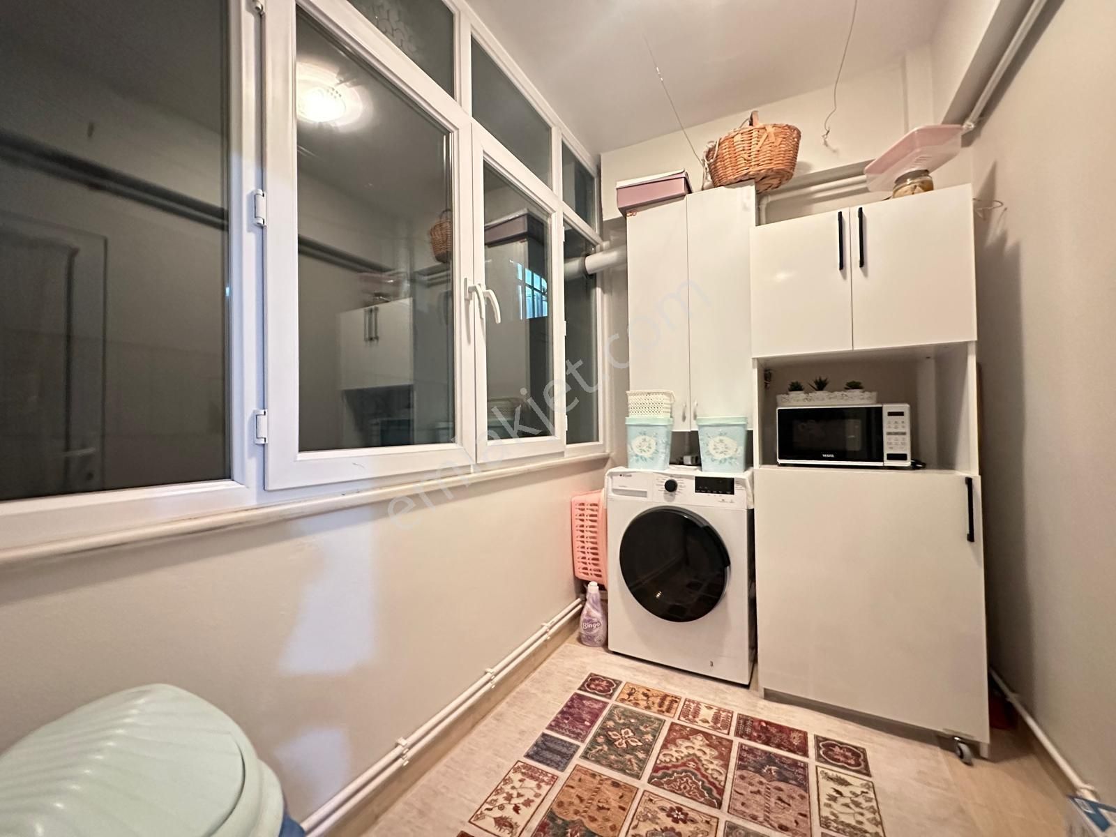 Şemsipaşada Tramvayın Dibinde Satılık Ferak Geniş Arakat Daire - Görsel 24