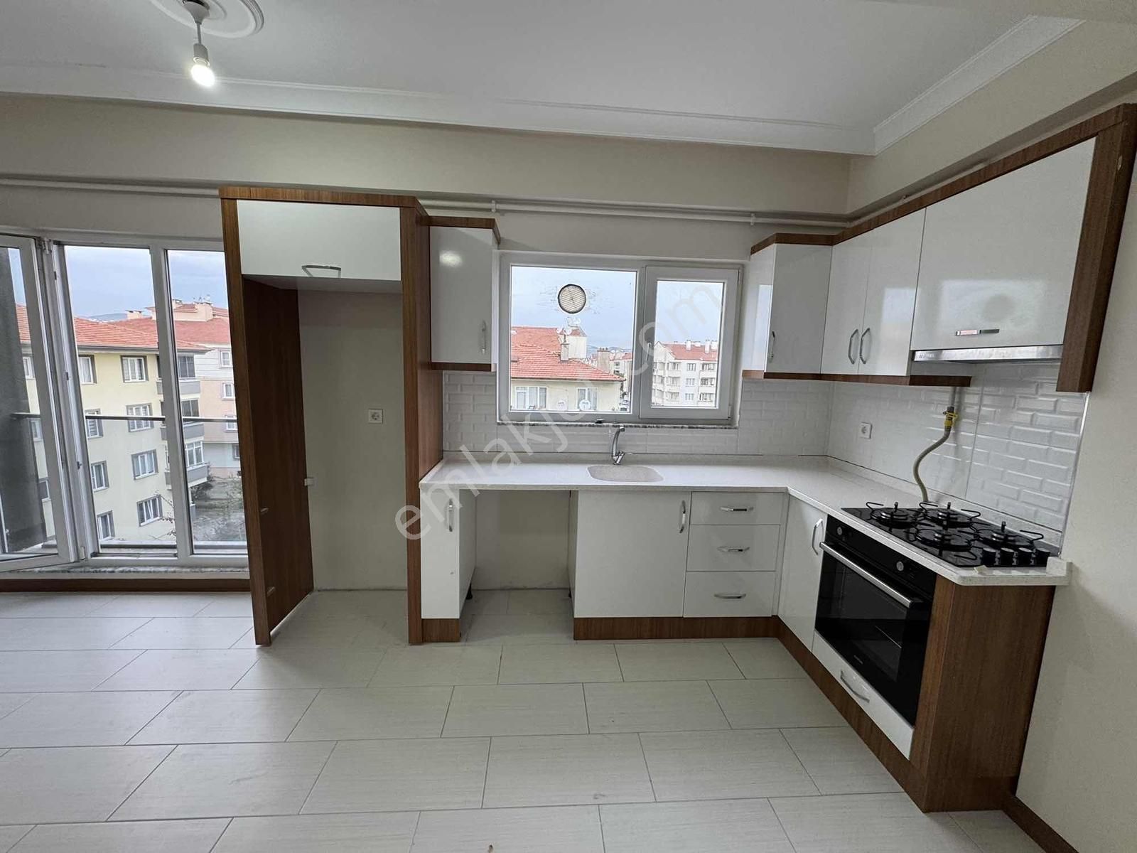 Balnovadan Bahçelievler Mah De Kiralık 70 M2 Dubleks 1+1 - Görsel 21