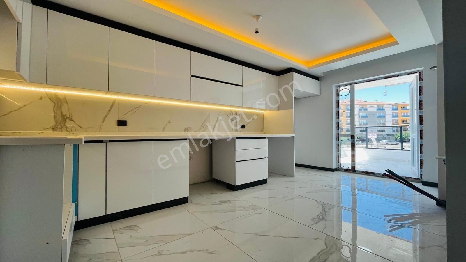 Yenikent Emlak'tan Mustafa Kemal Cadde Üzeri 3+1 Sıfır Lüx Daire - Görsel 3