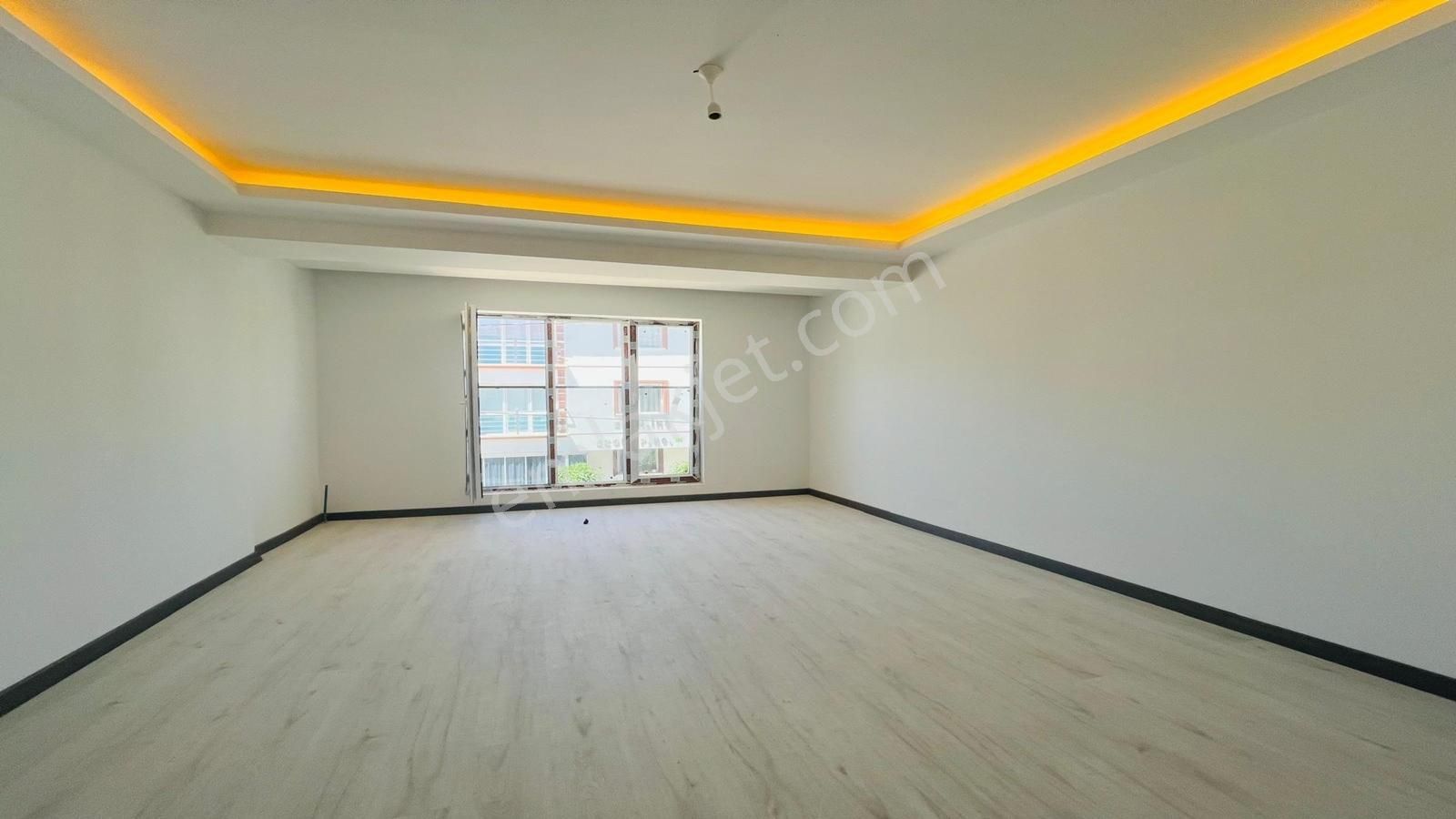 Yenikent Emlak'tan Mustafa Kemal Cadde Üzeri 3+1 Sıfır Lüx Daire - Görsel 26