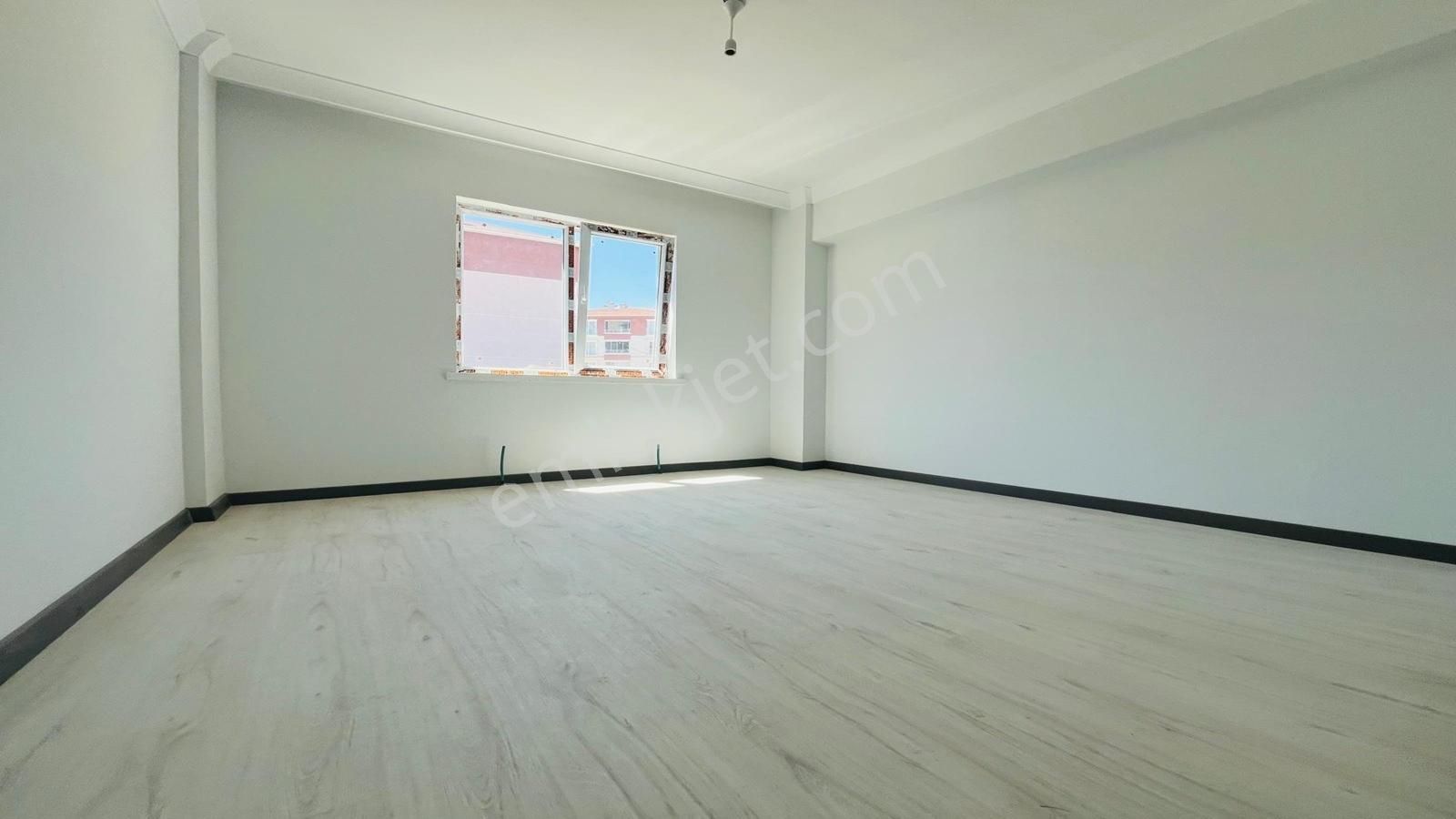 Yenikent Emlak'tan Mustafa Kemal Cadde Üzeri 3+1 Sıfır Lüx Daire - Görsel 13