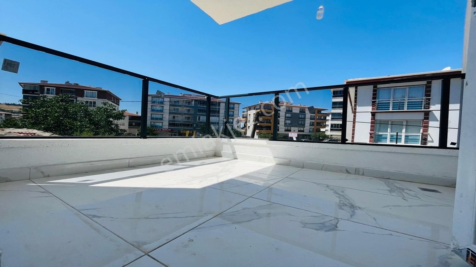 Yenikent Emlak'tan Mustafa Kemal Cadde Üzeri 3+1 Sıfır Lüx Daire - Görsel 34