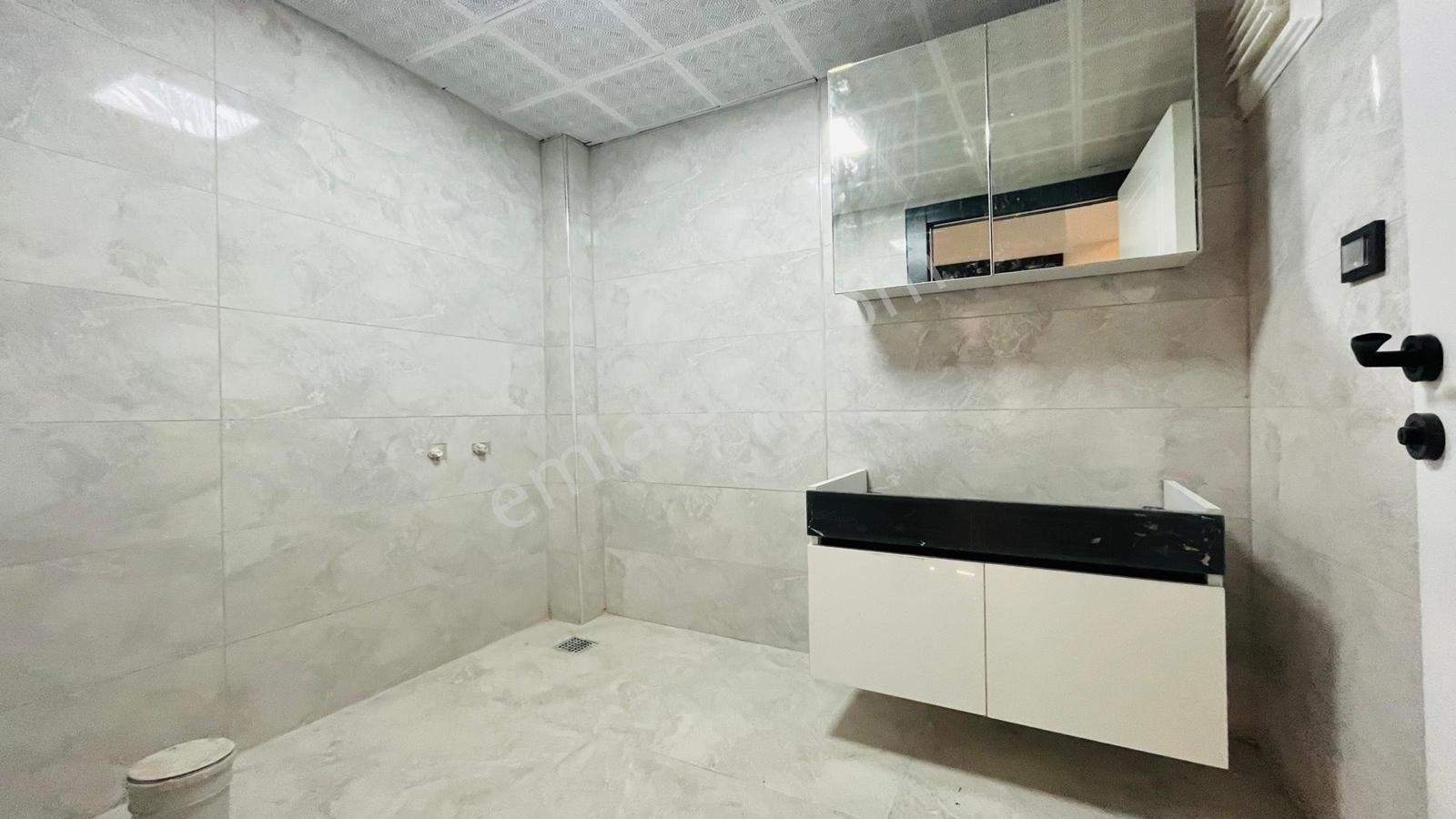 Yenikent Emlak'tan Mustafa Kemal Cadde Üzeri 3+1 Sıfır Lüx Daire - Görsel 21