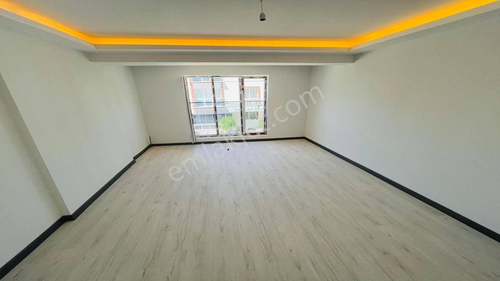 Yenikent Emlak'tan Mustafa Kemal Cadde Üzeri 3+1 Sıfır Lüx Daire - Görsel 35