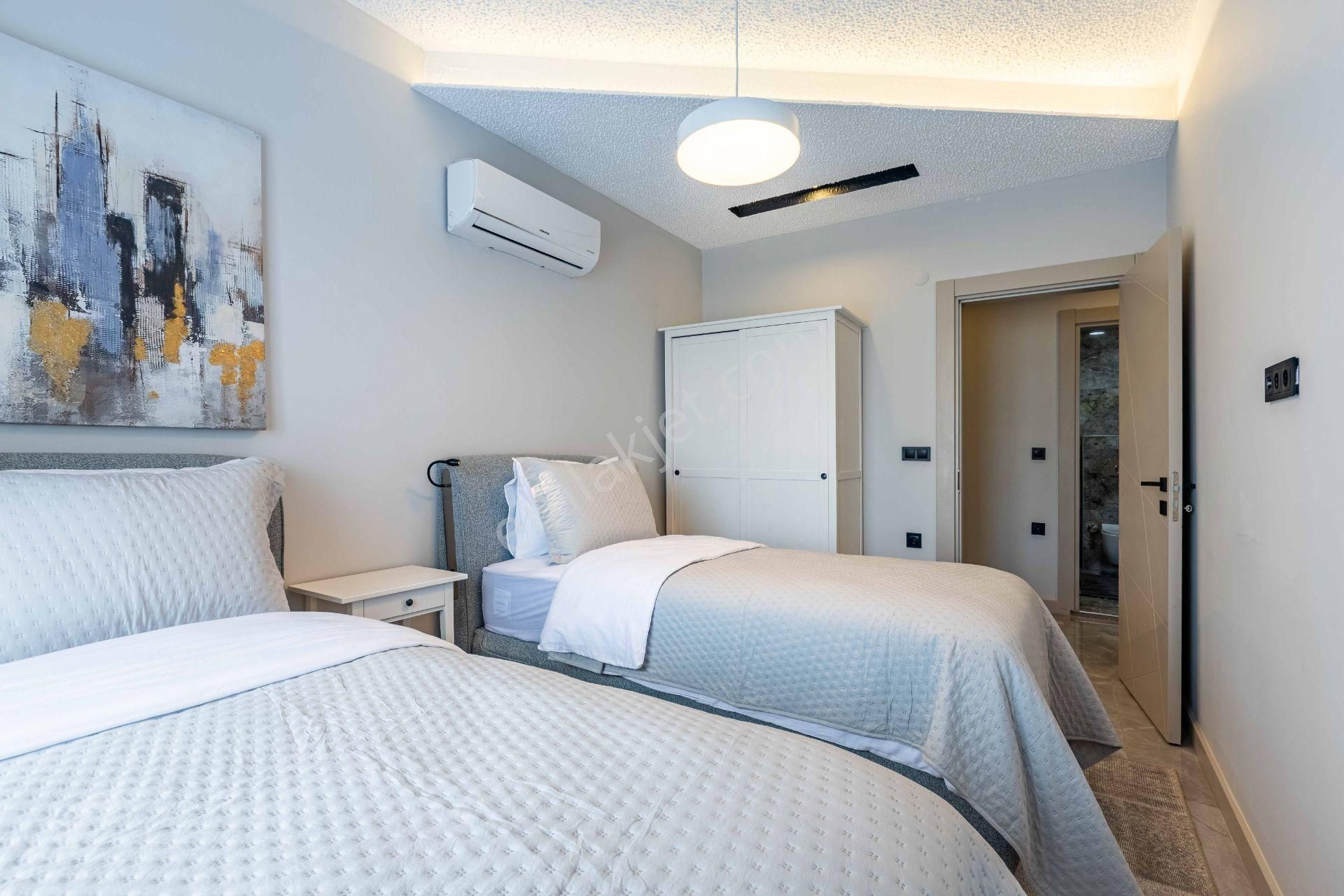 Nezih Bir Sitede 2+1 Satılık Daire - Görsel 24