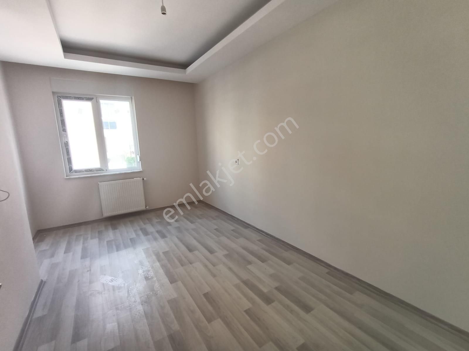 Sarısuda Site İçerisinde Doğalgazlı Katta Amerikan Mutfak 2+1 Satılık Daire - Görsel 9