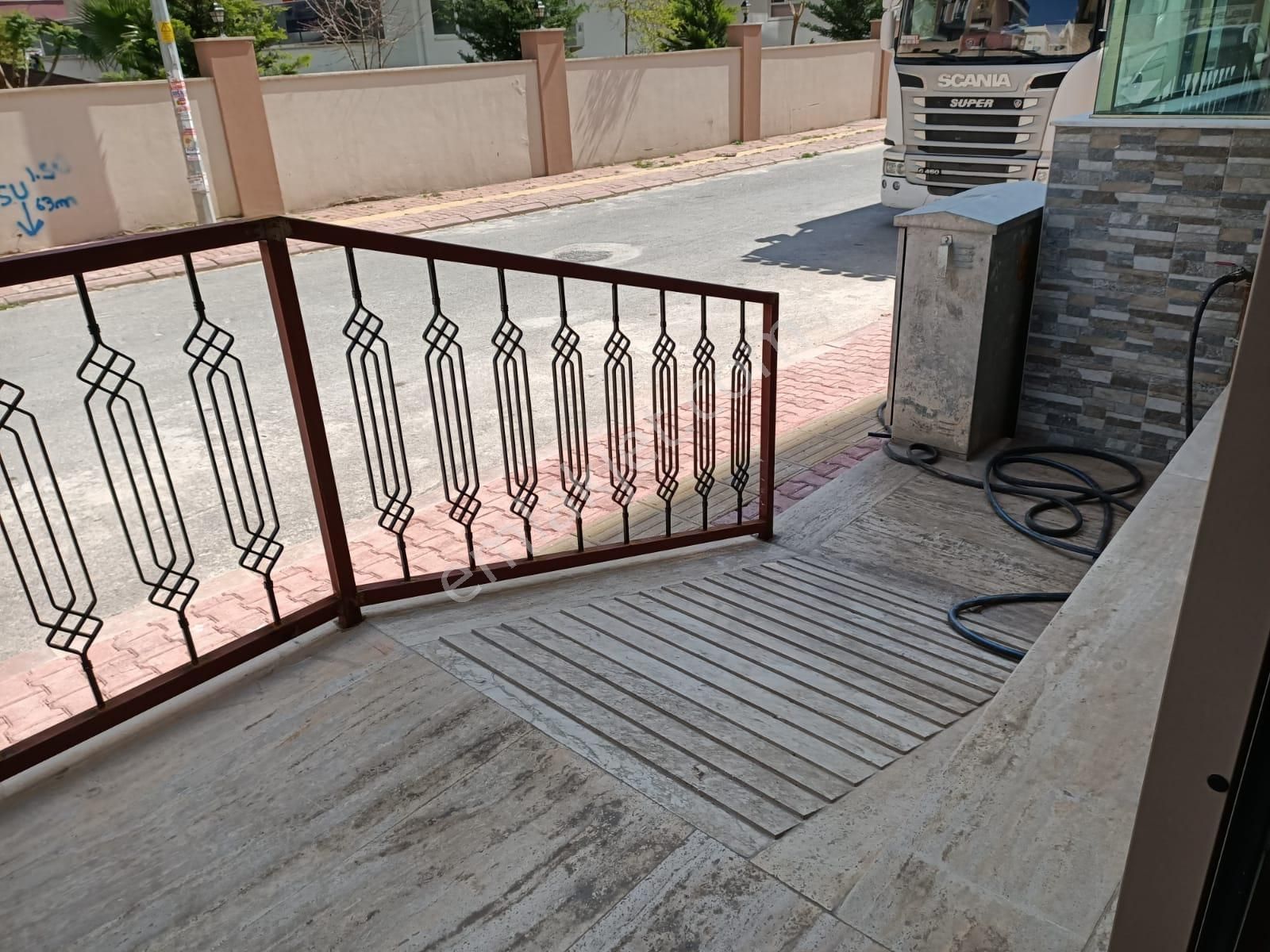 Sarısuda Site İçerisinde Doğalgazlı Katta Amerikan Mutfak 2+1 Satılık Daire - Görsel 26