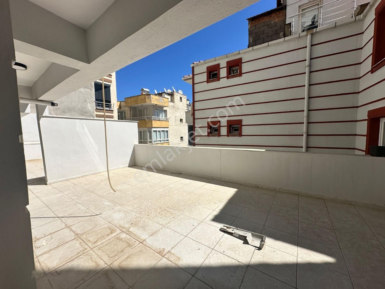 Ertuğrul Merkezde Teraslı 3+1 Daire - Görsel 21