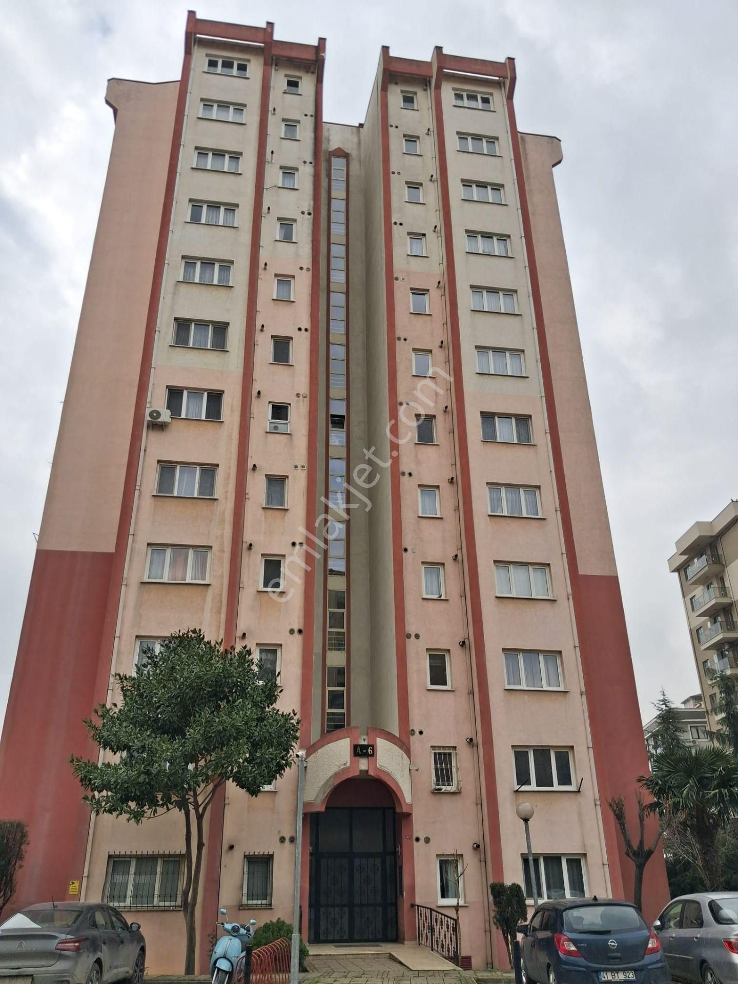 Kiptaş Tuzla 2. Etapta | Ana Girişe Yakın | Yüksek Kat 2+1 - Görsel 2