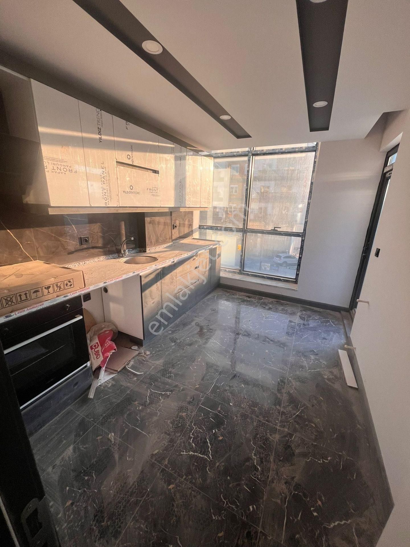 Fevzi Çakmakta Herşeyi Ayrı 2+1 Daire