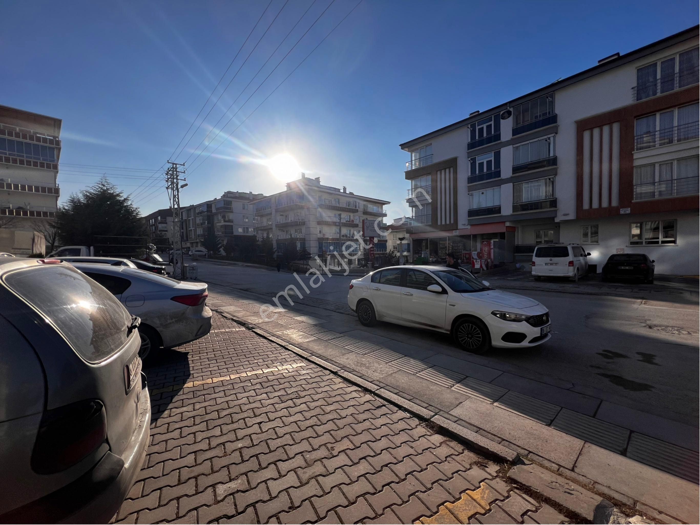 Beşikkaya’da Köy Park Yanı Kiralık 75m2 Dükkan - Görsel 15