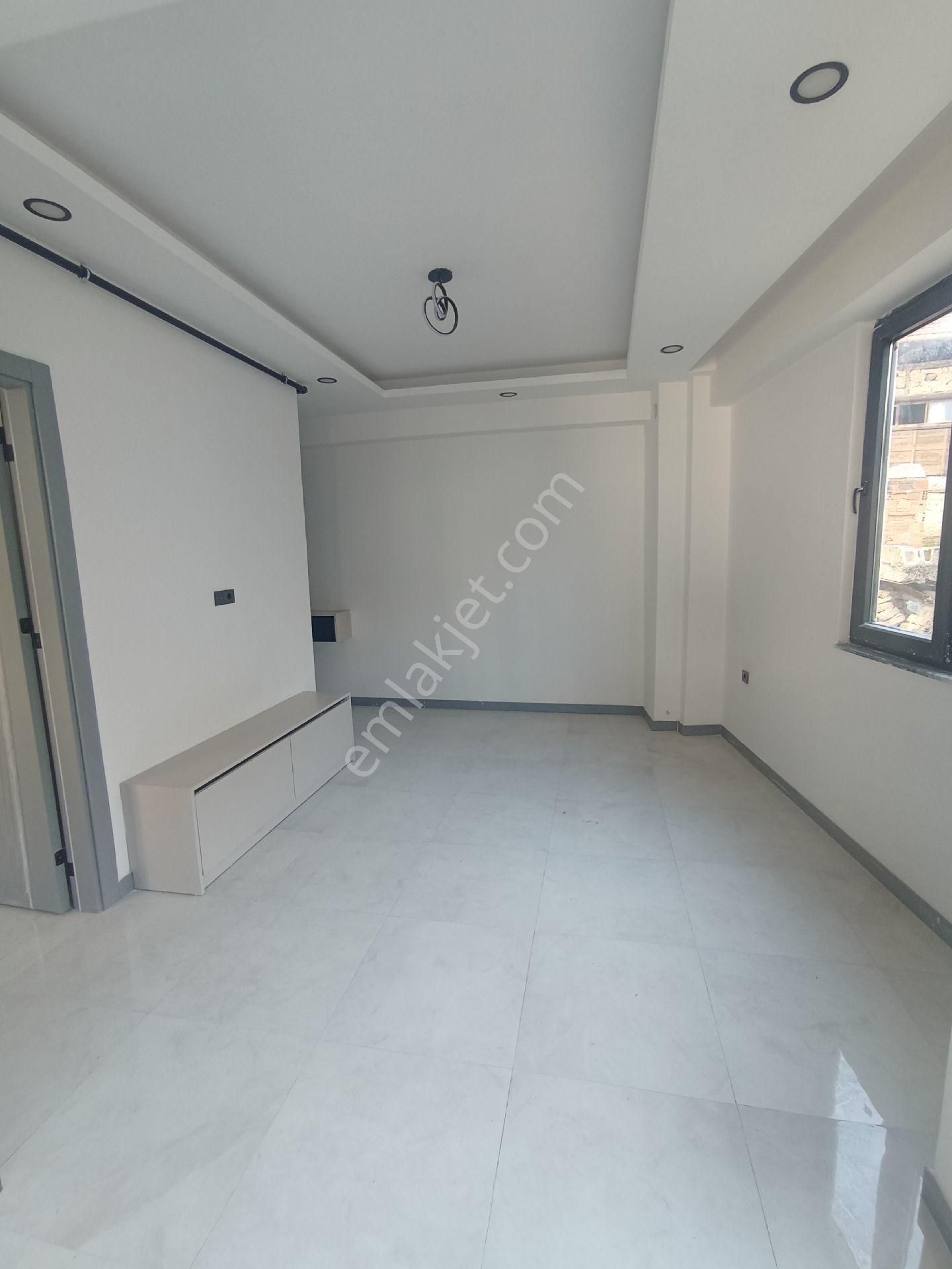 Balkonlu Satılık Apart - Görsel 12