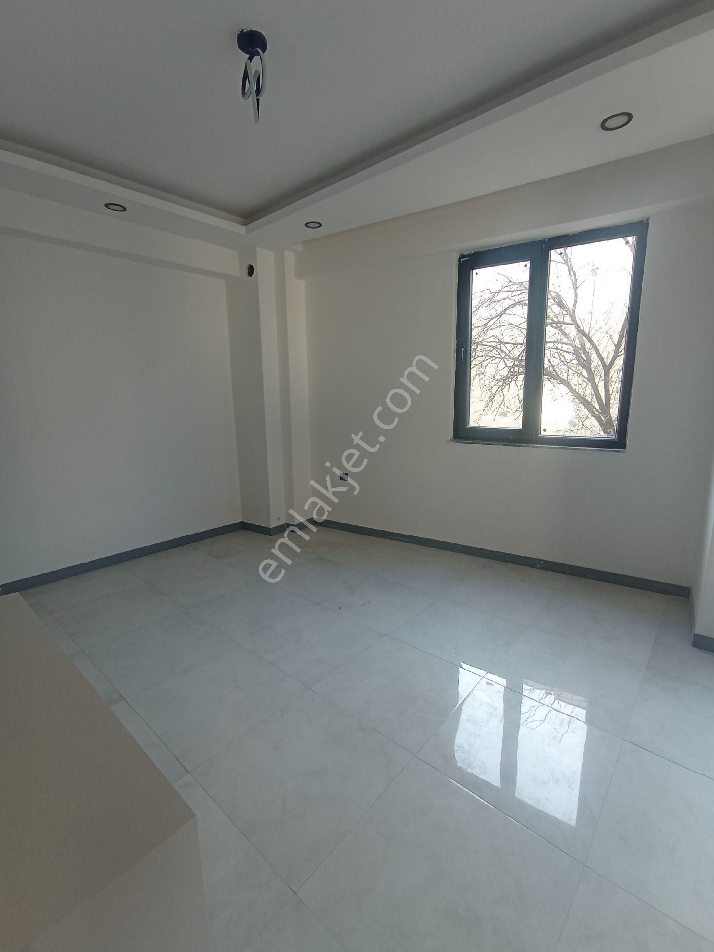 Balkonlu Satılık Apart - Görsel 7