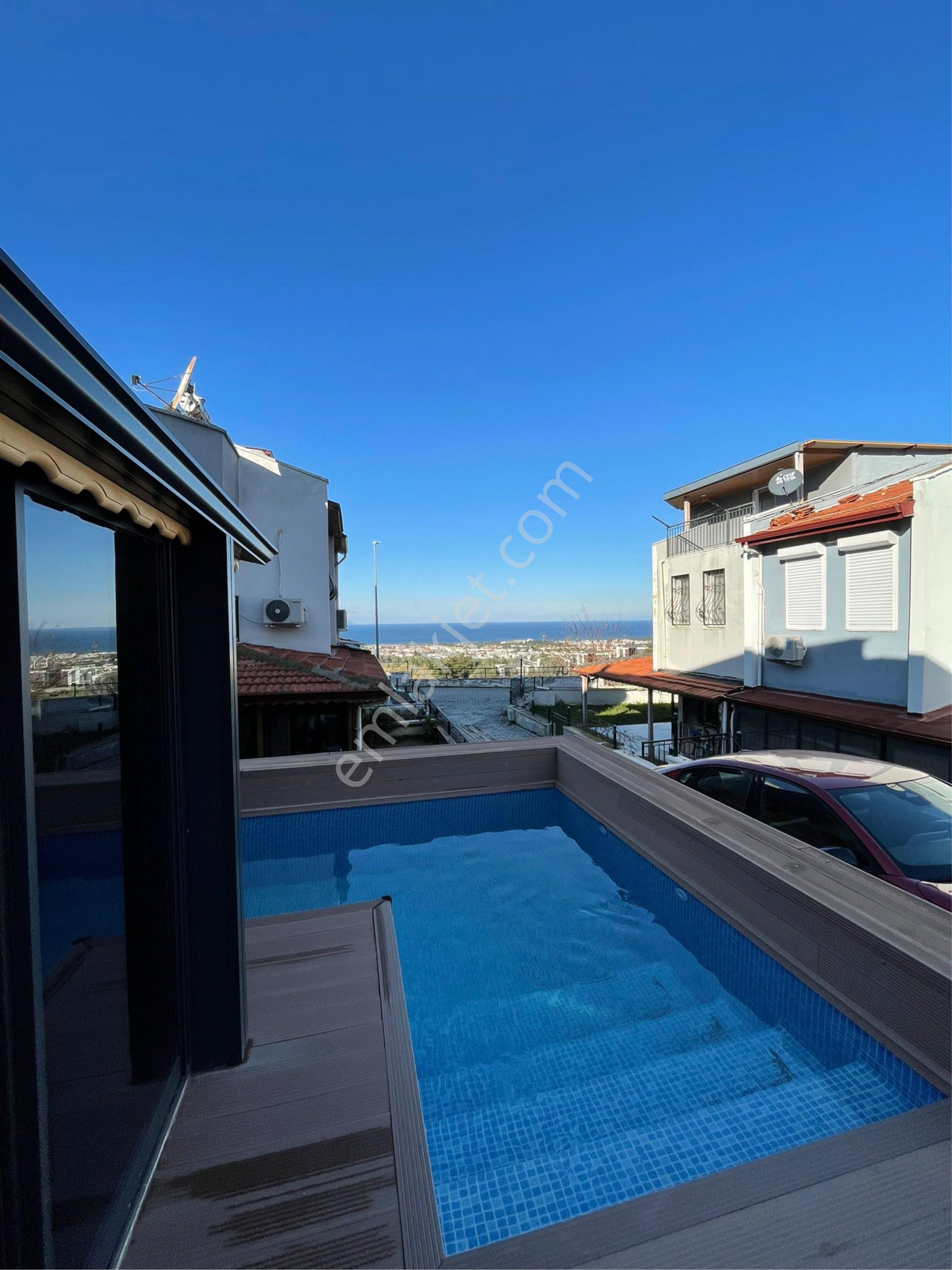 Kuşadası Soğucak'ta Deniz Ve Gün Batımı Manzaralı Özel Havuzlu Satılık Villa - Görsel 22