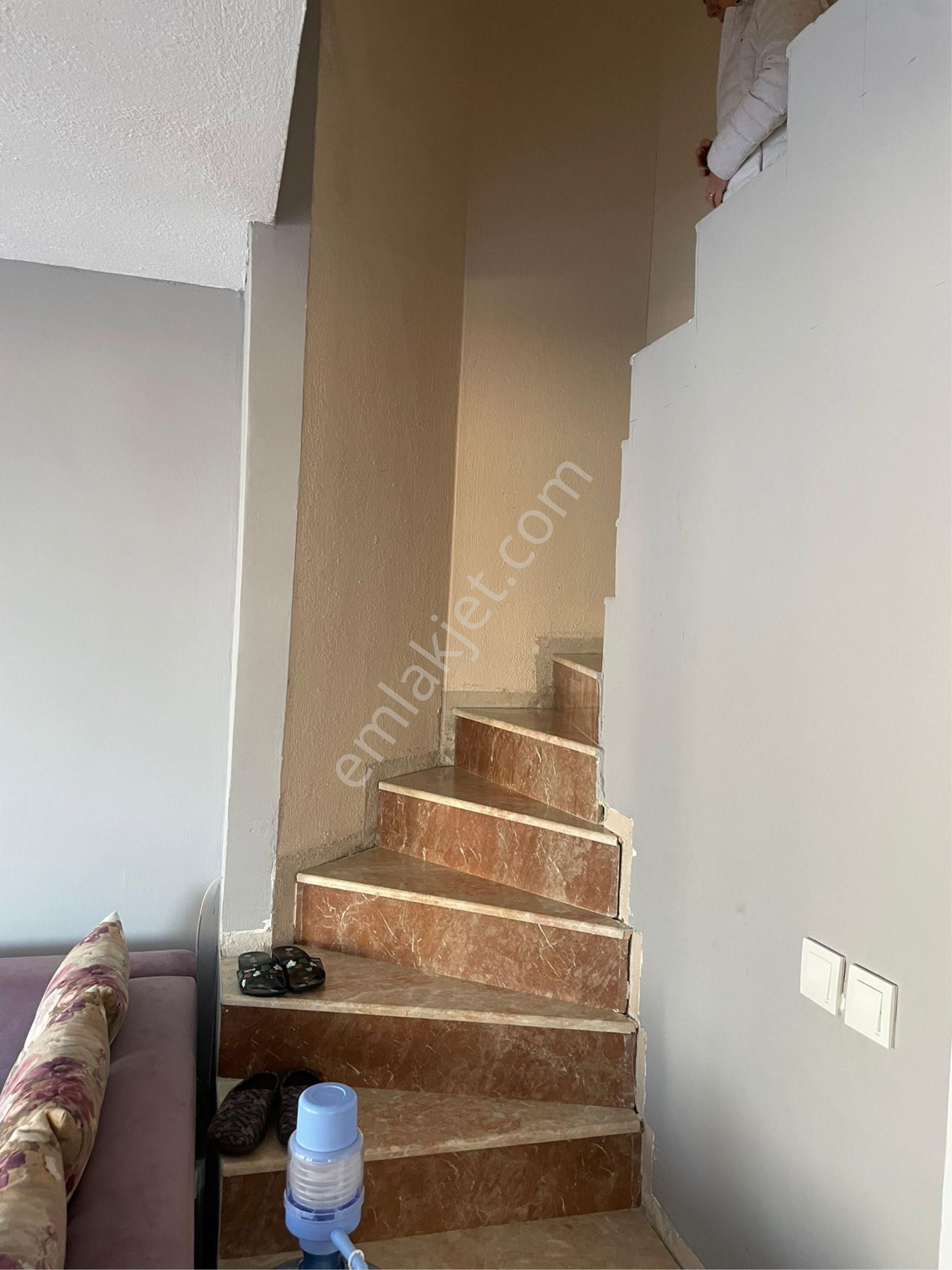 Kuşadası Soğucak'ta Deniz Ve Gün Batımı Manzaralı Özel Havuzlu Satılık Villa - Görsel 8