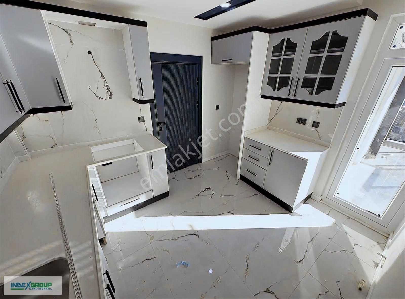 Mükemmel Konumda| Ayanoğlu Mah|ayrı Mutfak|katta 2+1 Daire