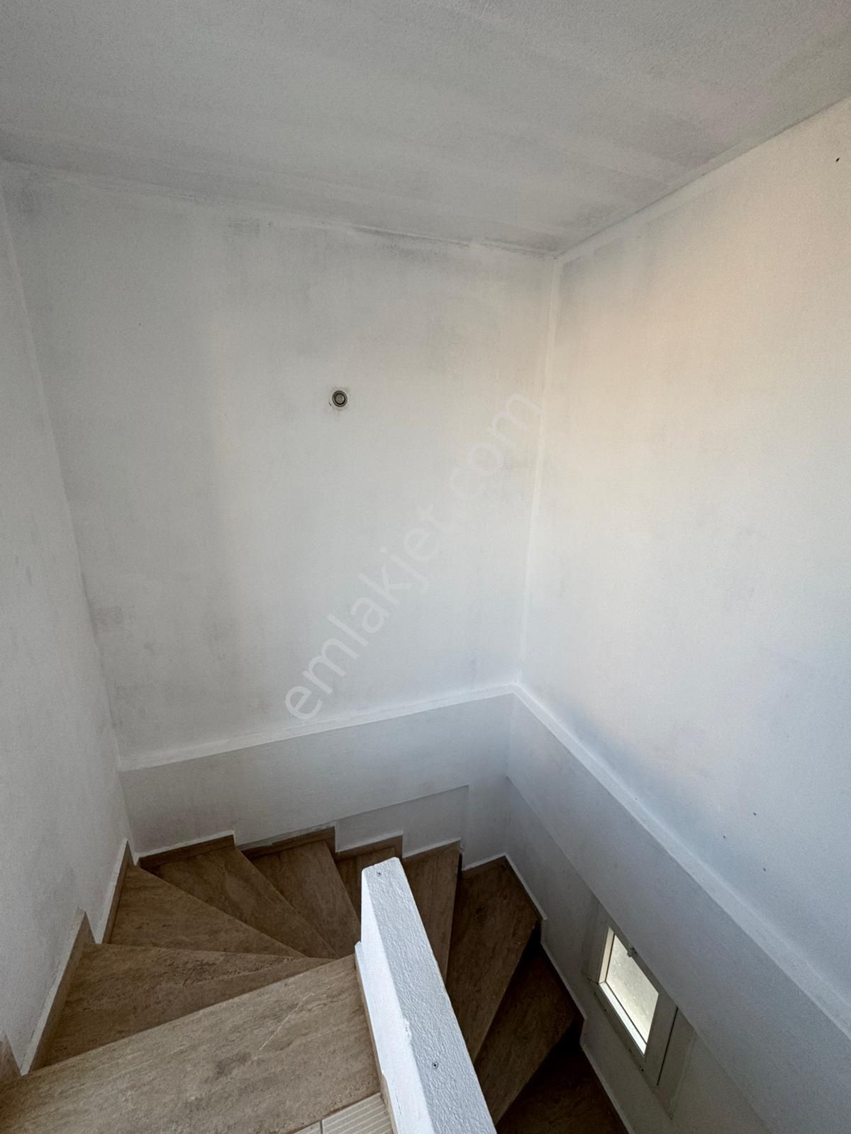 Kat Mülkiyetli Müstakil Girişli Alt Kat 1+1-üst Kat 1+1-satılık - Görsel 4