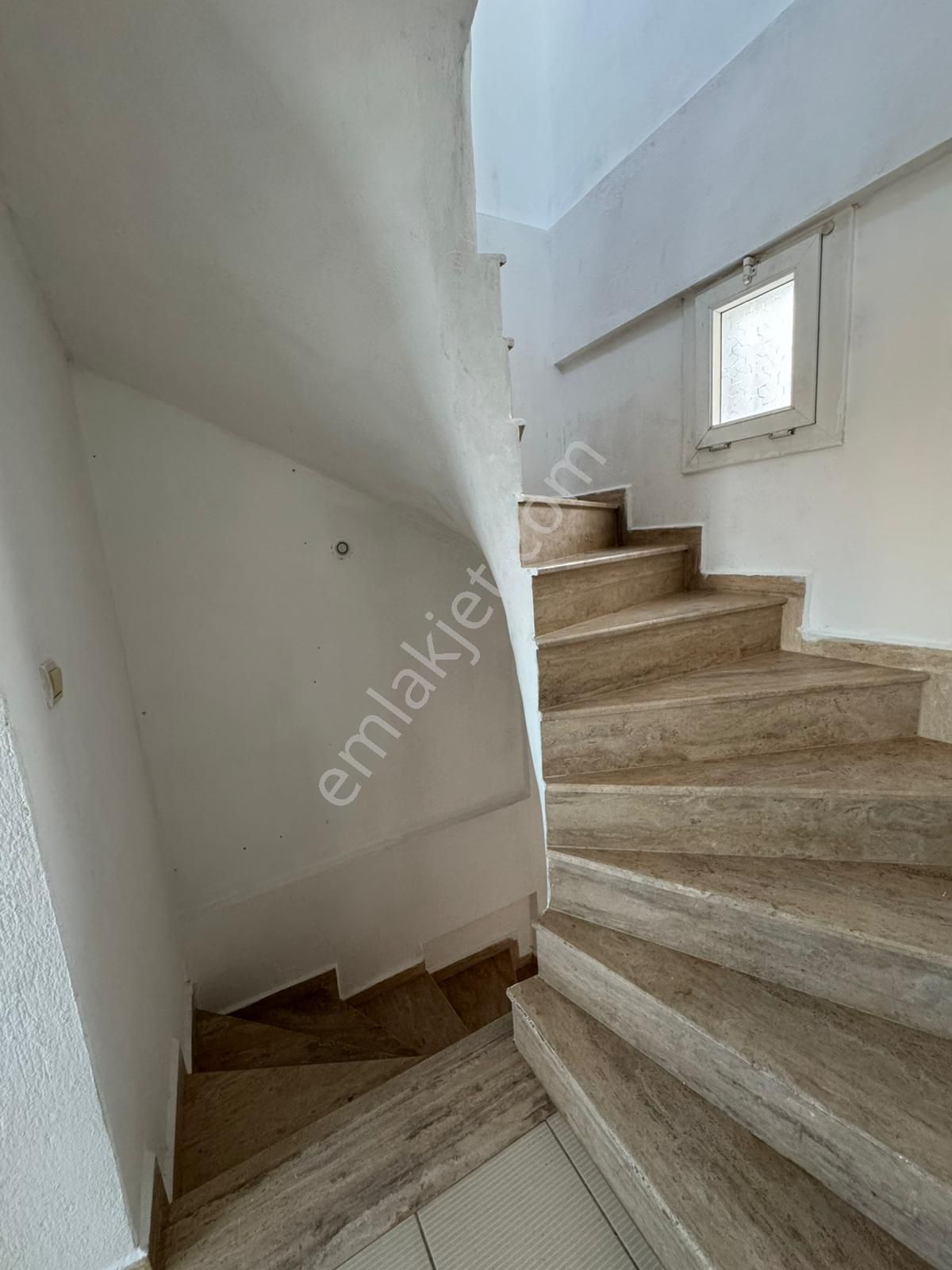Kat Mülkiyetli Müstakil Girişli Alt Kat 1+1-üst Kat 1+1-satılık - Görsel 3