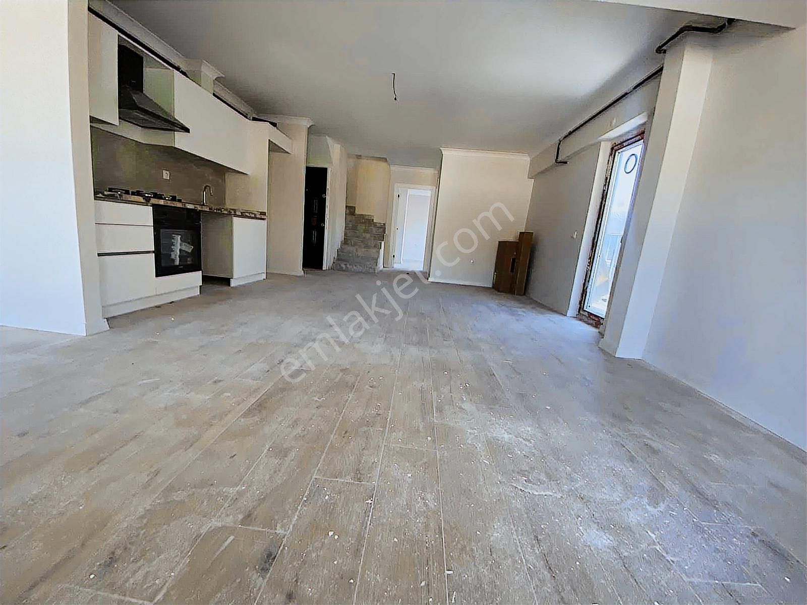 Kuttaş'tan Bahçelide Cadde Üstünde3+1 Ön Dubleks Metro Yakını - Görsel 26