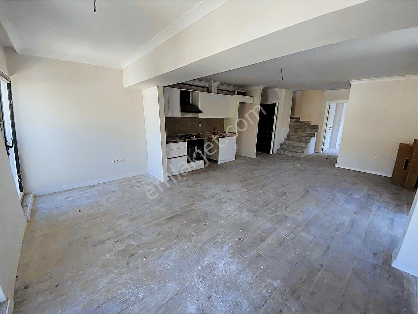 Kuttaş'tan Bahçelide Cadde Üstünde3+1 Ön Dubleks Metro Yakını - Görsel 27