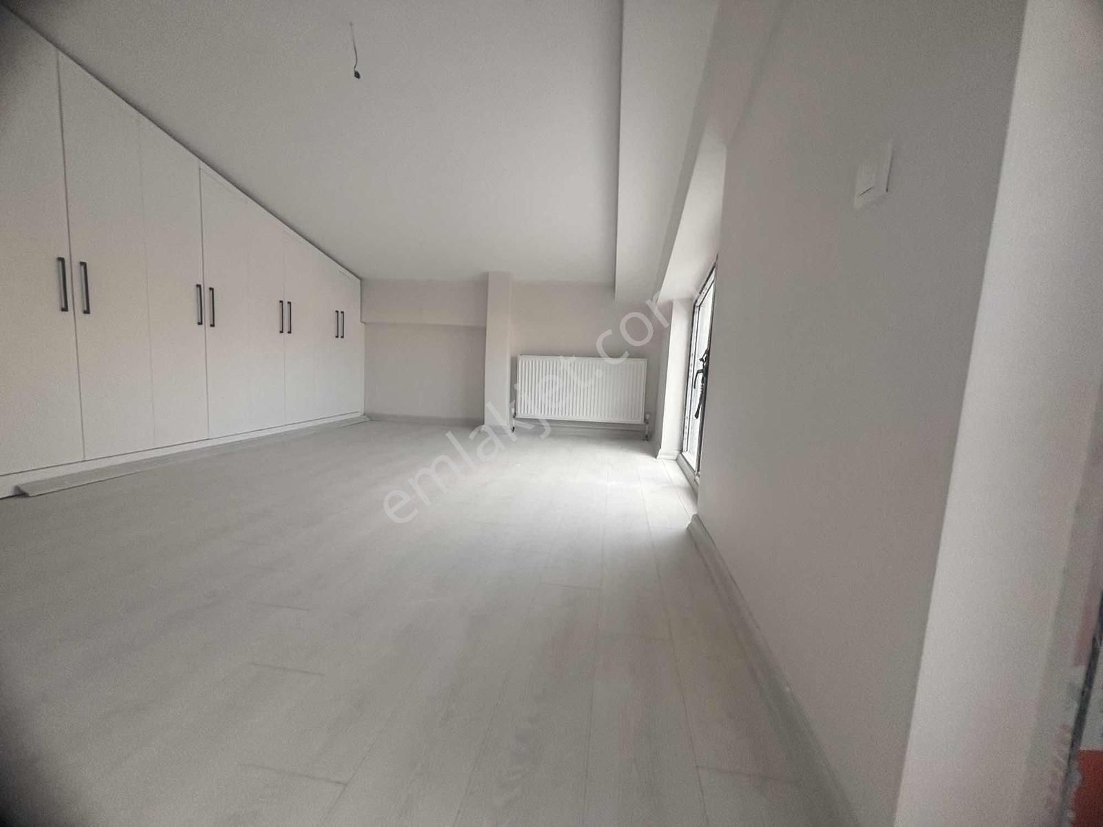 Kuttaş'tan Bahçelide Cadde Üstünde3+1 Ön Dubleks Metro Yakını - Görsel 32