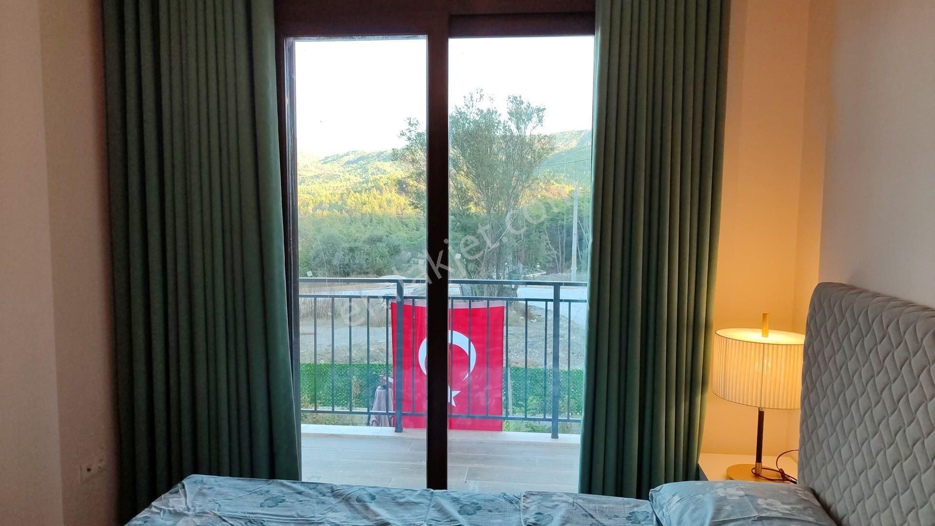 Müjgan Emlaktan Marmaris Çetibelinde 625 M2 Arsa İçinde Müstakil Villa - Görsel 13