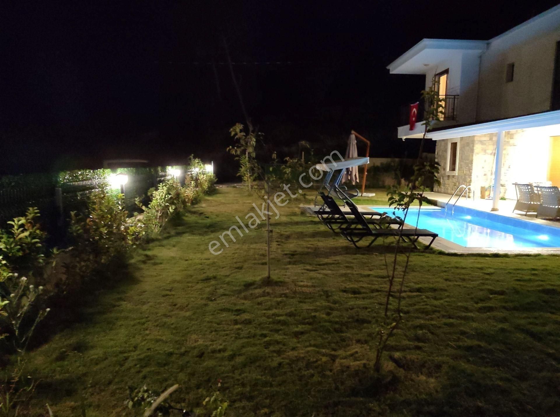 Müjgan Emlaktan Marmaris Çetibelinde 625 M2 Arsa İçinde Müstakil Villa - Görsel 15