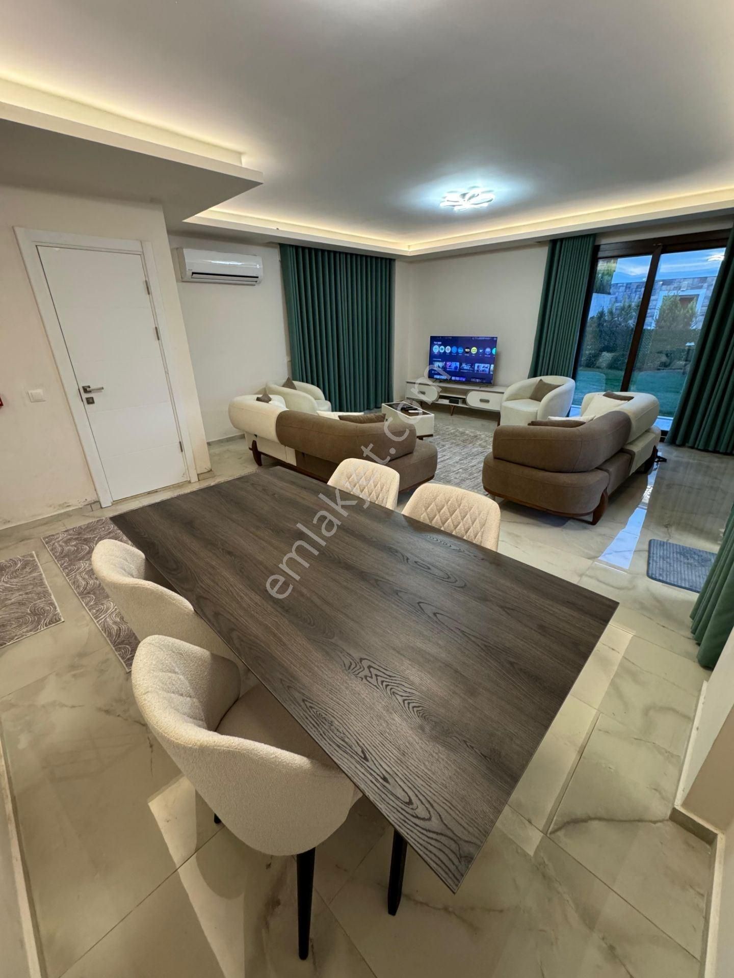 Müjgan Emlaktan Marmaris Çetibelinde 625 M2 Arsa İçinde Müstakil Villa - Görsel 5