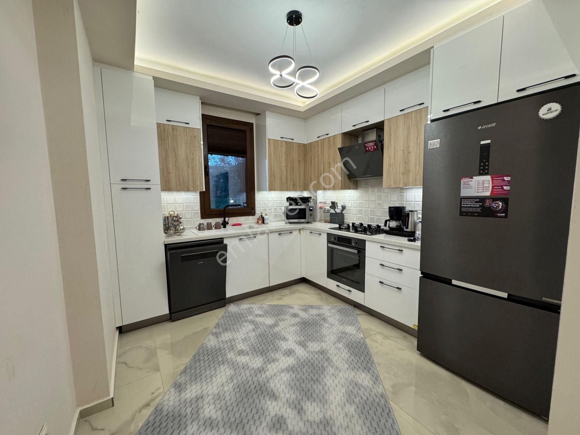 Müjgan Emlaktan Marmaris Çetibelinde 625 M2 Arsa İçinde Müstakil Villa - Görsel 9
