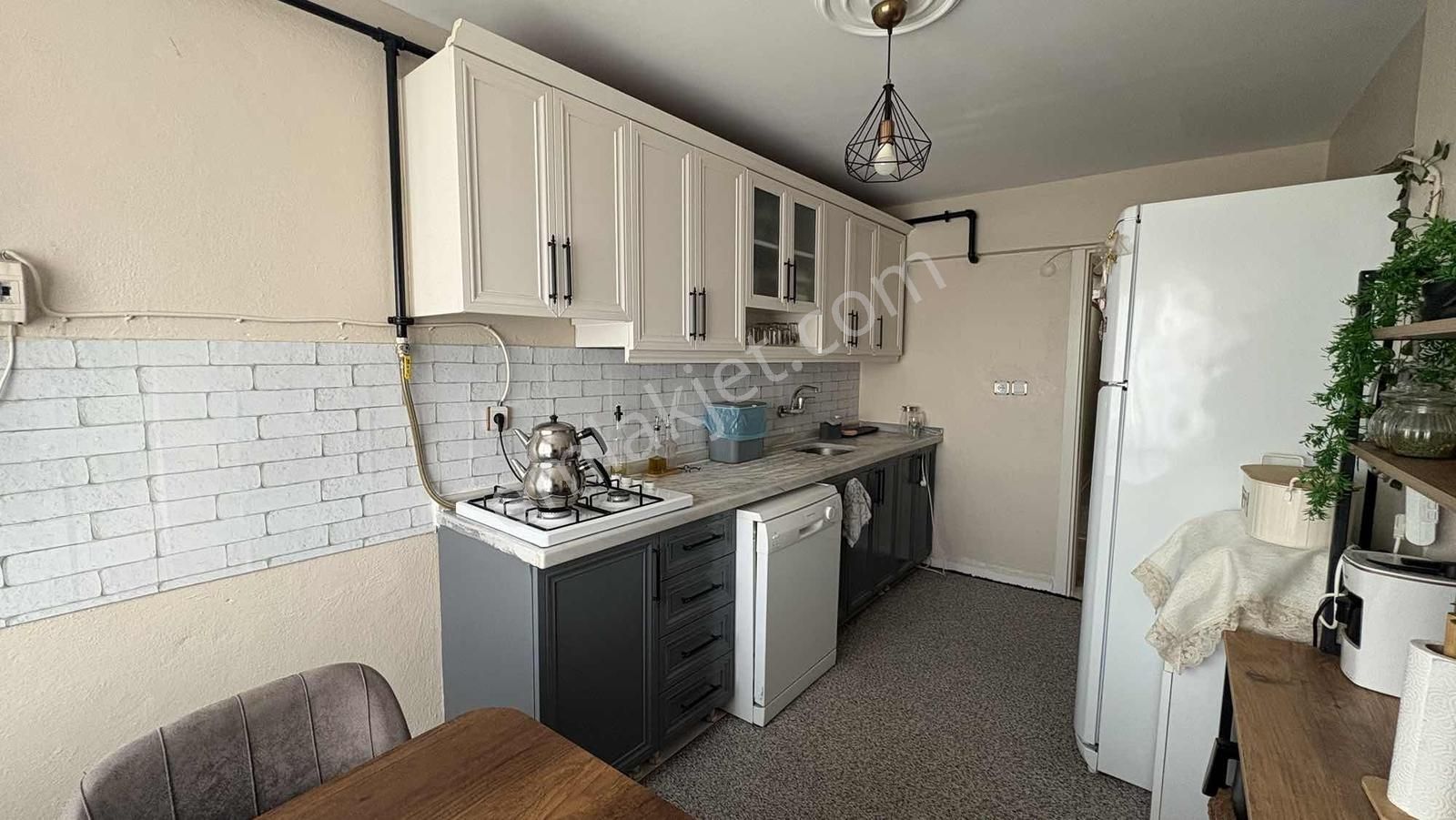 Çerkezköy Ptt Yanı Merkezî Konumda Geniş 2+1 Daire - Görsel 26