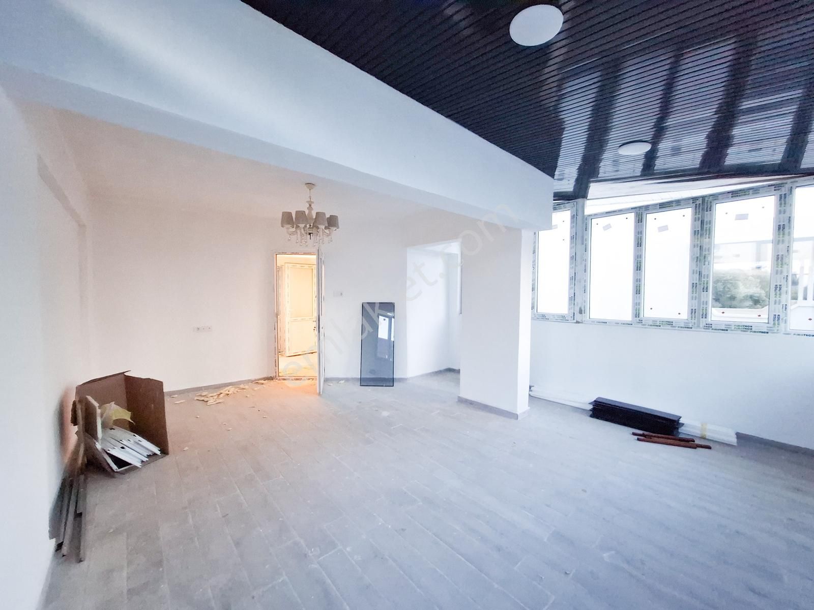 Hisar Bölgesinde Yenilenmiş Tripleks 4+1 Villa - Görsel 32