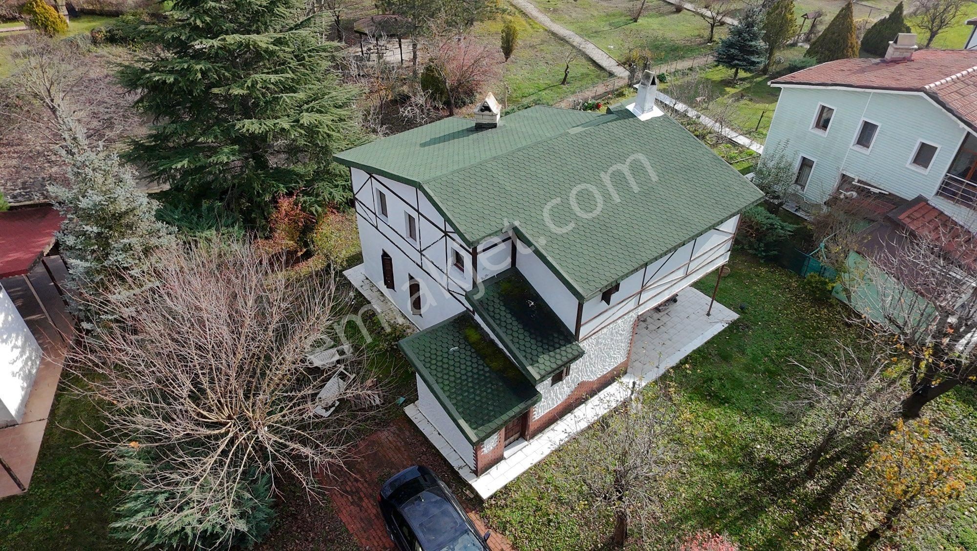 Tekirdağ Sarayda Orman İçinde Havuzlu Sitede Bahçeli Şömineli Villa - Görsel 33