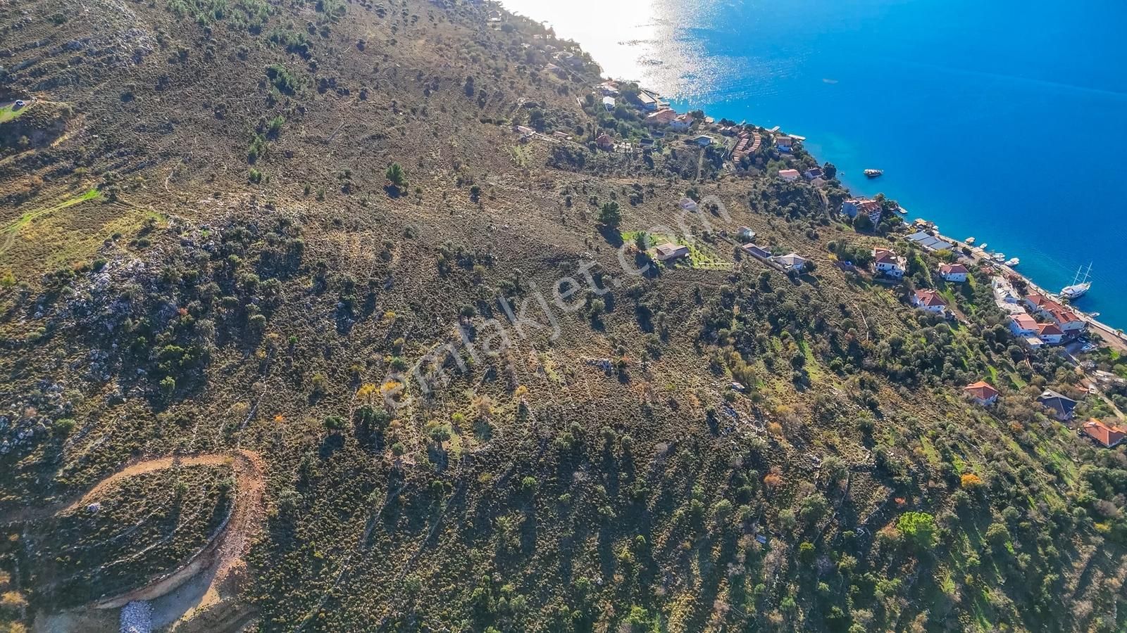 Cb Marina' Dan Bozburun'da Denize Yürüme Mesafesi Satılık Tarla - Görsel 9