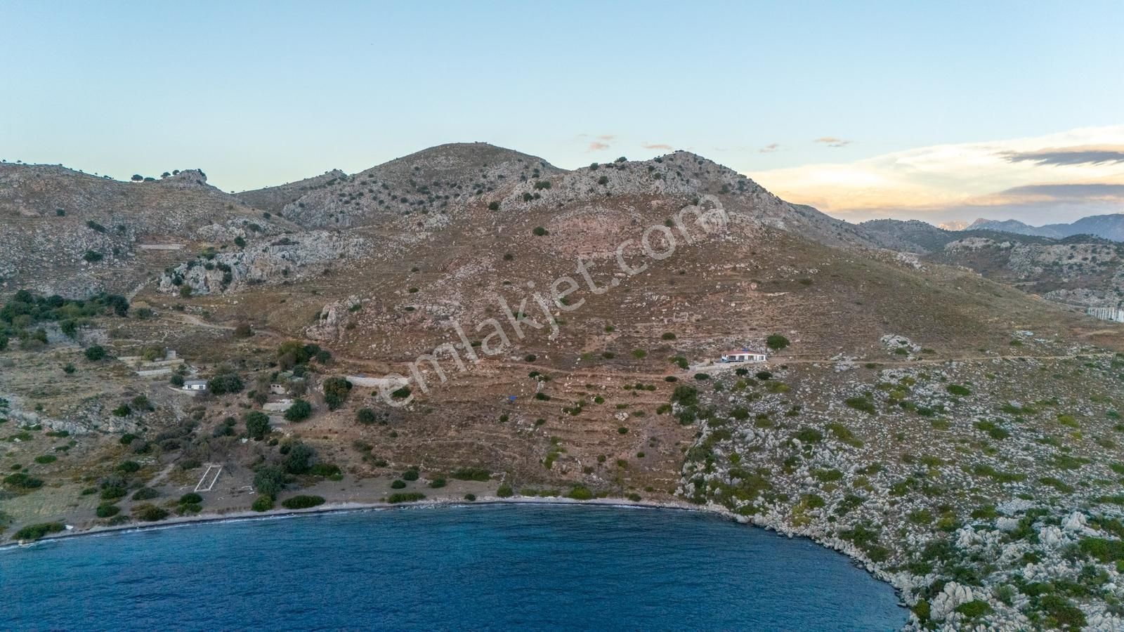 Cb Marina' Dan Bozburun'da Denize Yürüme Mesafesi Satılık Tarla - Görsel 10