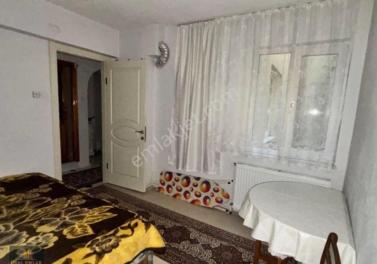 Ünal Emlak’tan Bandırma Sunullah’ta Eşyalı Kombili 2+1 Daire - Görsel 2