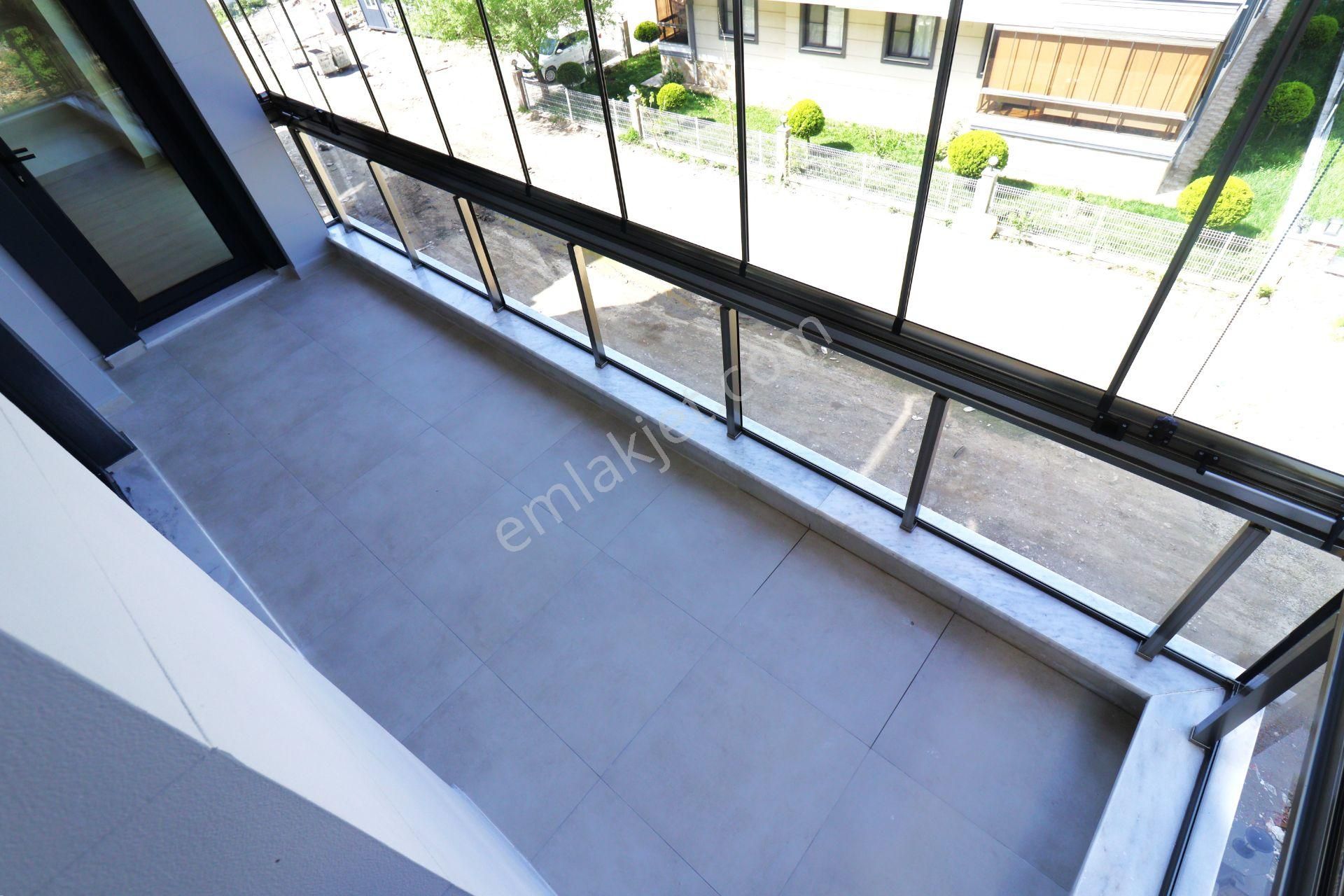 🎀akçay'da Modern Mimari Tasarımı İle Sıfır Ara Kat Ayrı Mutfak Çift Balkon Lüks 2+1 Satılık Daire🎀 - Görsel 6