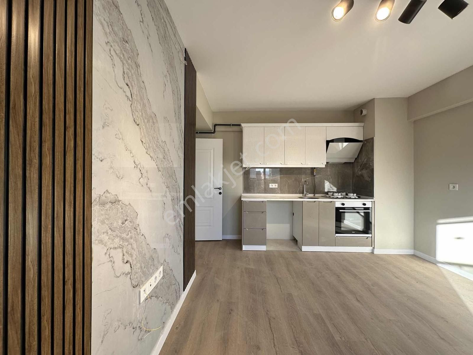 Şirinyer Forbes'de Kiralık Sıfır Otoparklı Yerden Isıtma Fırsat - Görsel 5