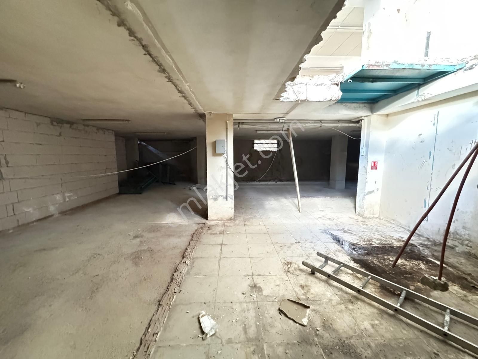 Konyaaltı Arapsuyu 'nda Cadde Üstü 700m2 Kiralık Dükkan - Görsel 5