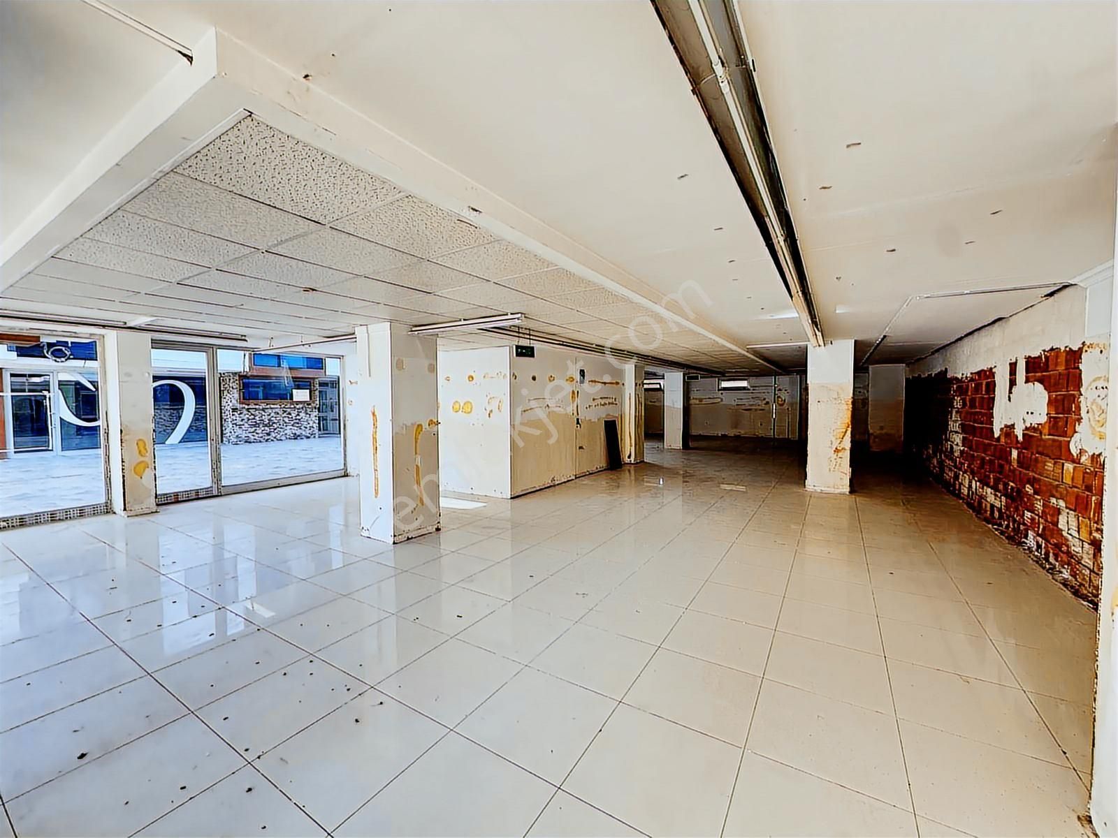 Konyaaltı Arapsuyu 'nda Cadde Üstü 700m2 Kiralık Dükkan - Görsel 11