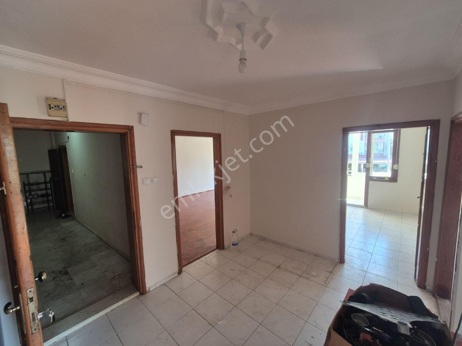 Sahil'e Birkaç Adım Mesafede Ayrı Mutfaklı 3+1 Kiralık Daire - Görsel 4