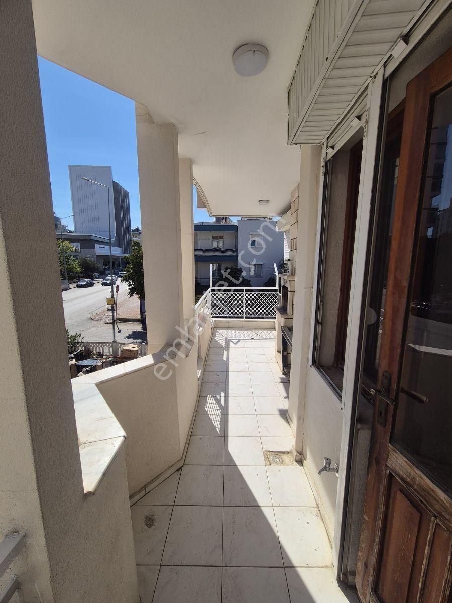 Sahil'e Birkaç Adım Mesafede Ayrı Mutfaklı 3+1 Kiralık Daire - Görsel 8