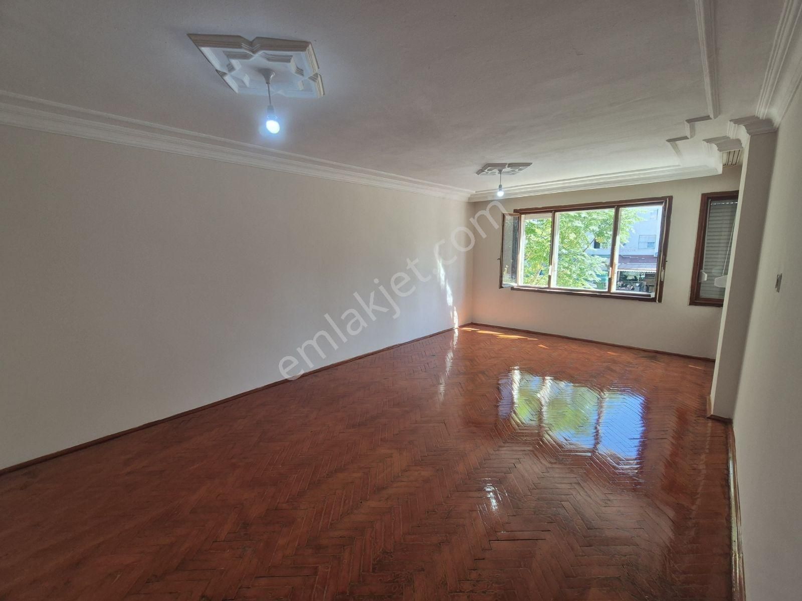 Sahil'e Birkaç Adım Mesafede Ayrı Mutfaklı 3+1 Kiralık Daire - Görsel 5