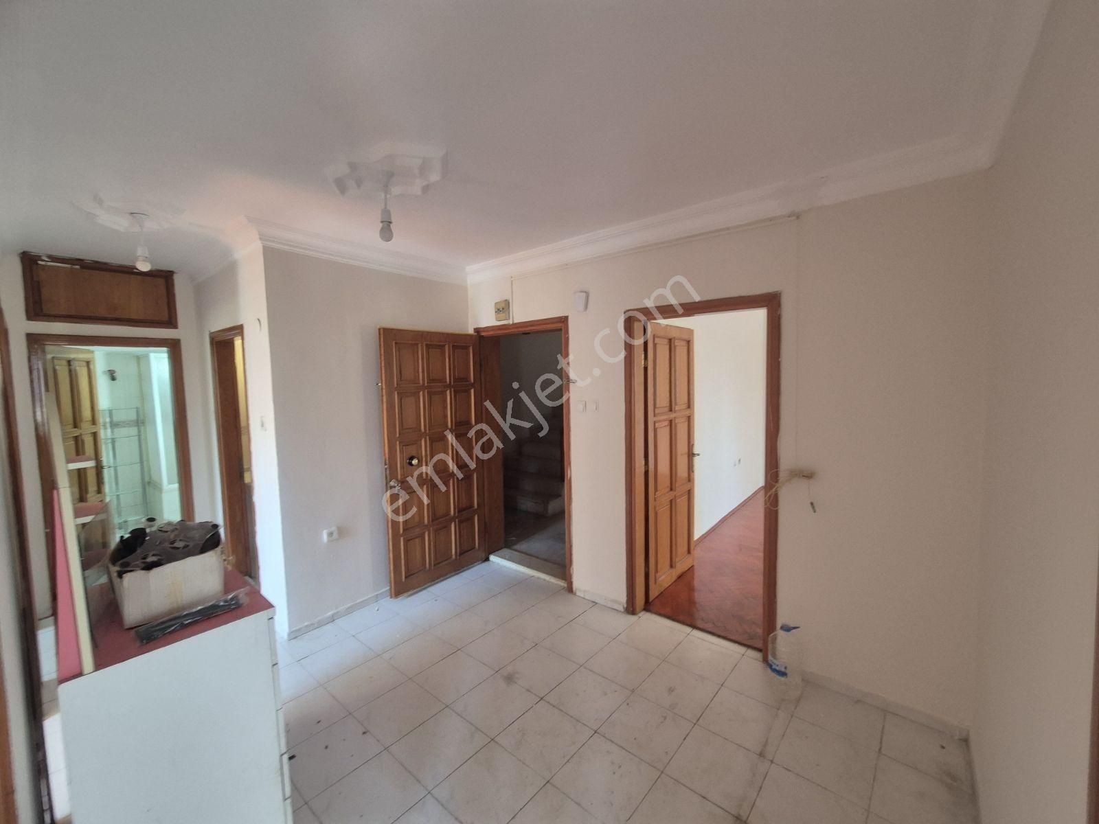 Sahil'e Birkaç Adım Mesafede Ayrı Mutfaklı 3+1 Kiralık Daire - Görsel 28