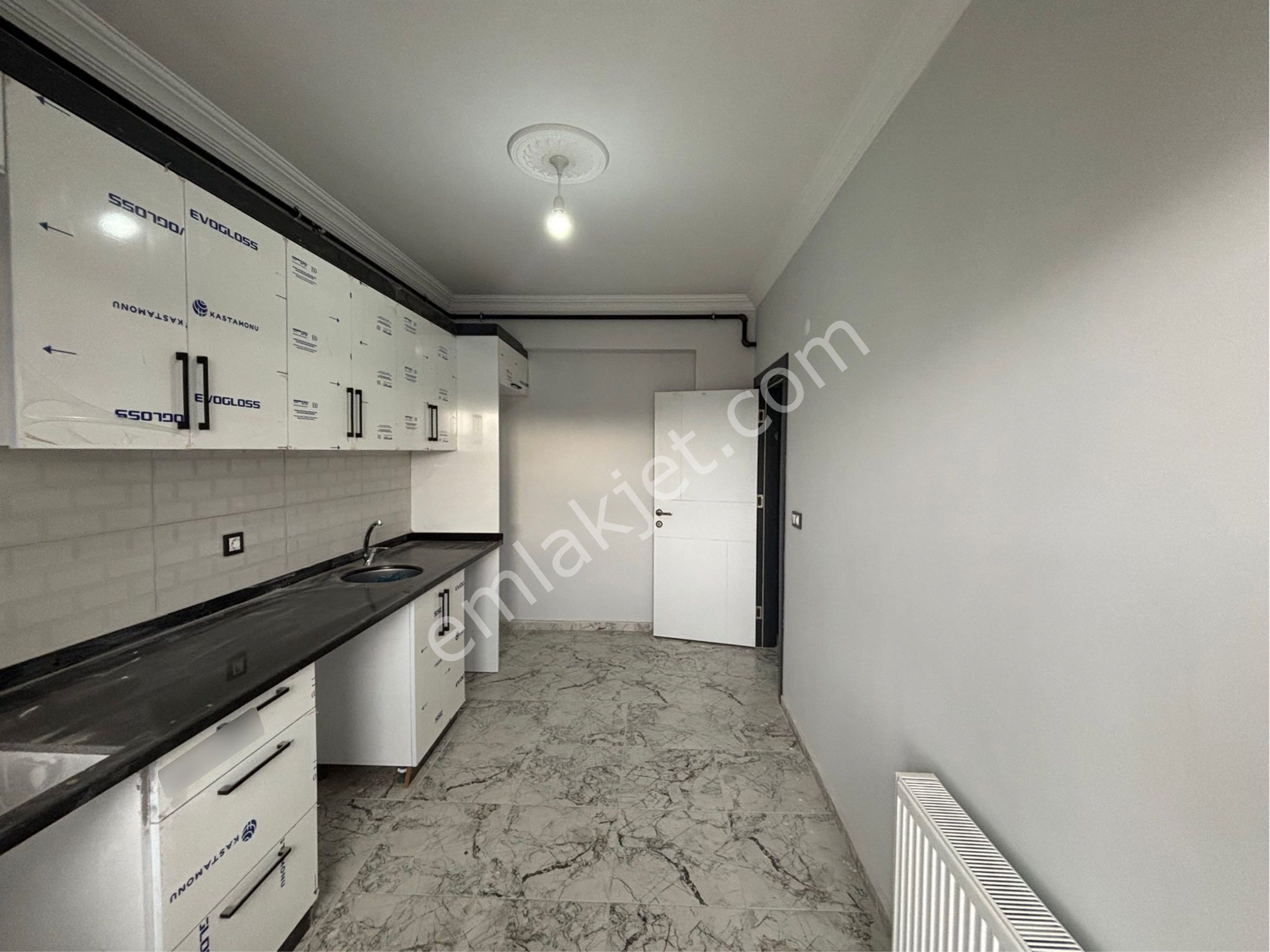 Tekirdağ Çerkezköy Balık Mahallesi’nde 2 + 1 Daire