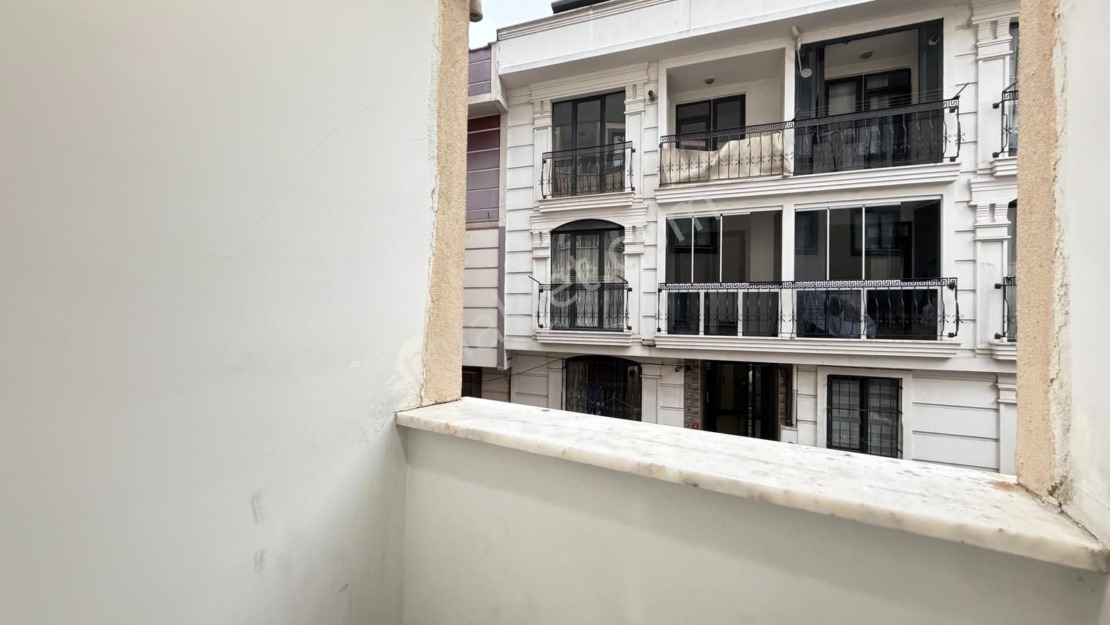 İlka'dan Talatpaşa Mh 1+1 Kiralık Daire Metrobüse 6 Dk - Görsel 11