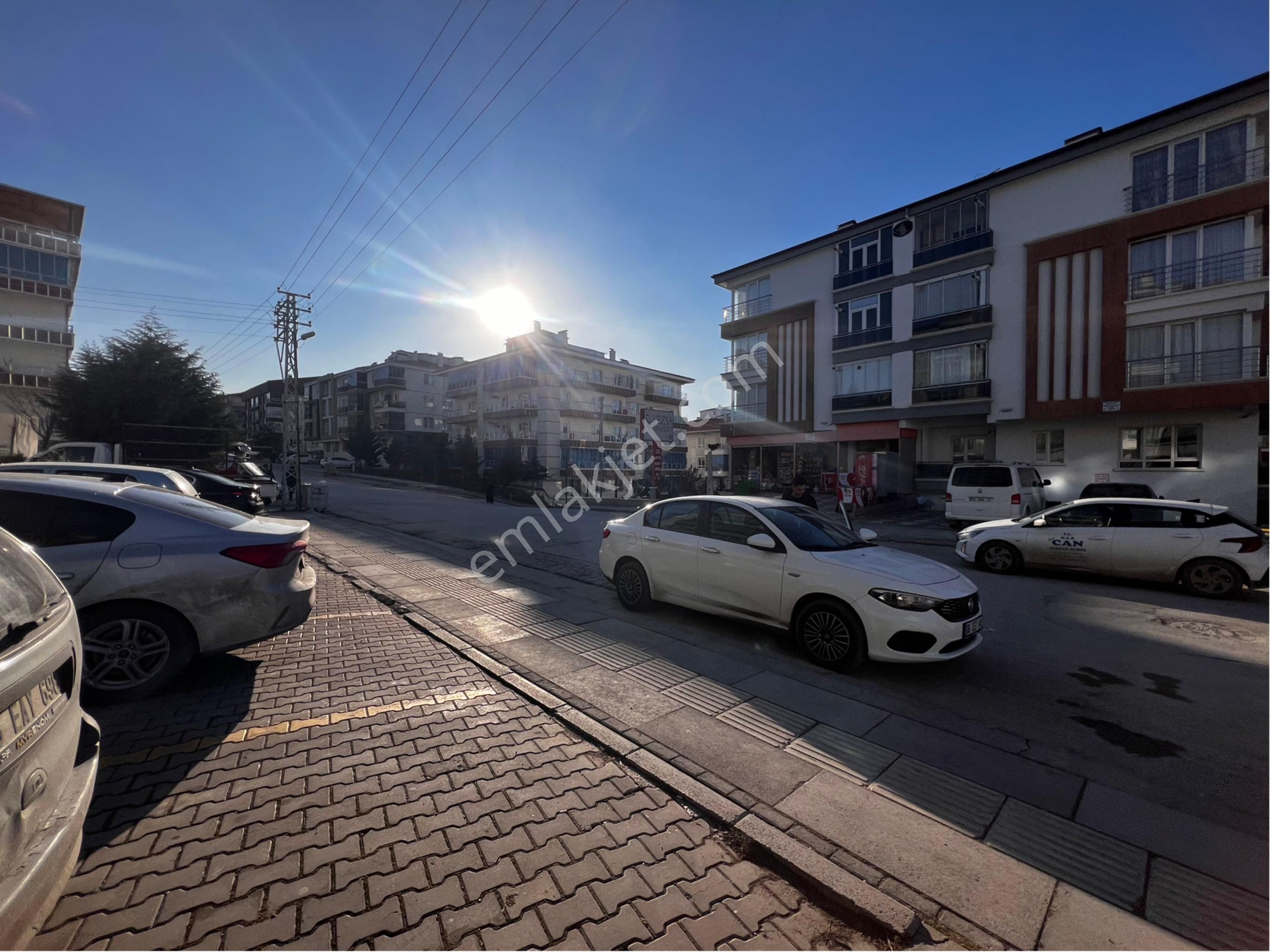 Beşikkaya’da Kiralık 60m2 Dükkan - Görsel 15