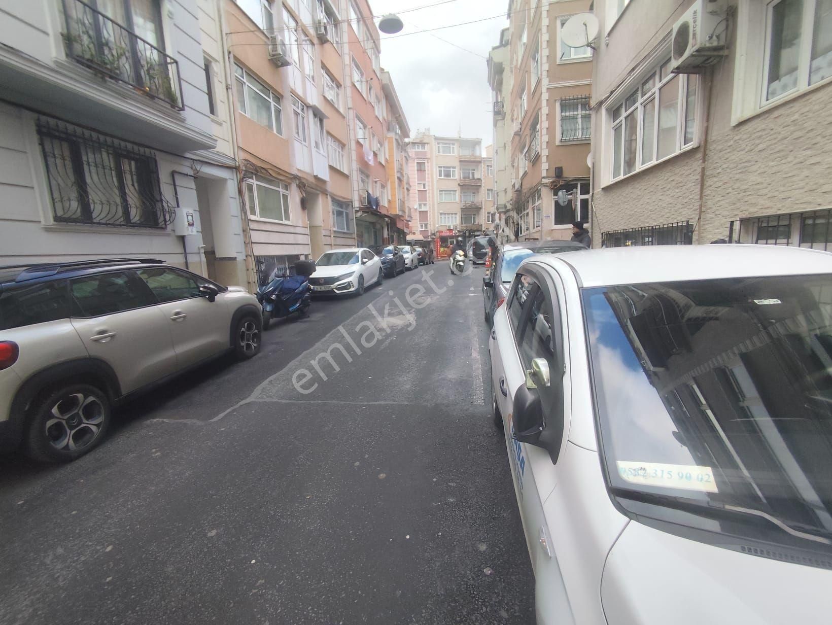 6 Katlı Kat Mülkiyetilı 6 Ayrı Bağımsız Bolum Kocamustafapaşa. Mütesellım Sok Satilik Komple - Görsel 9